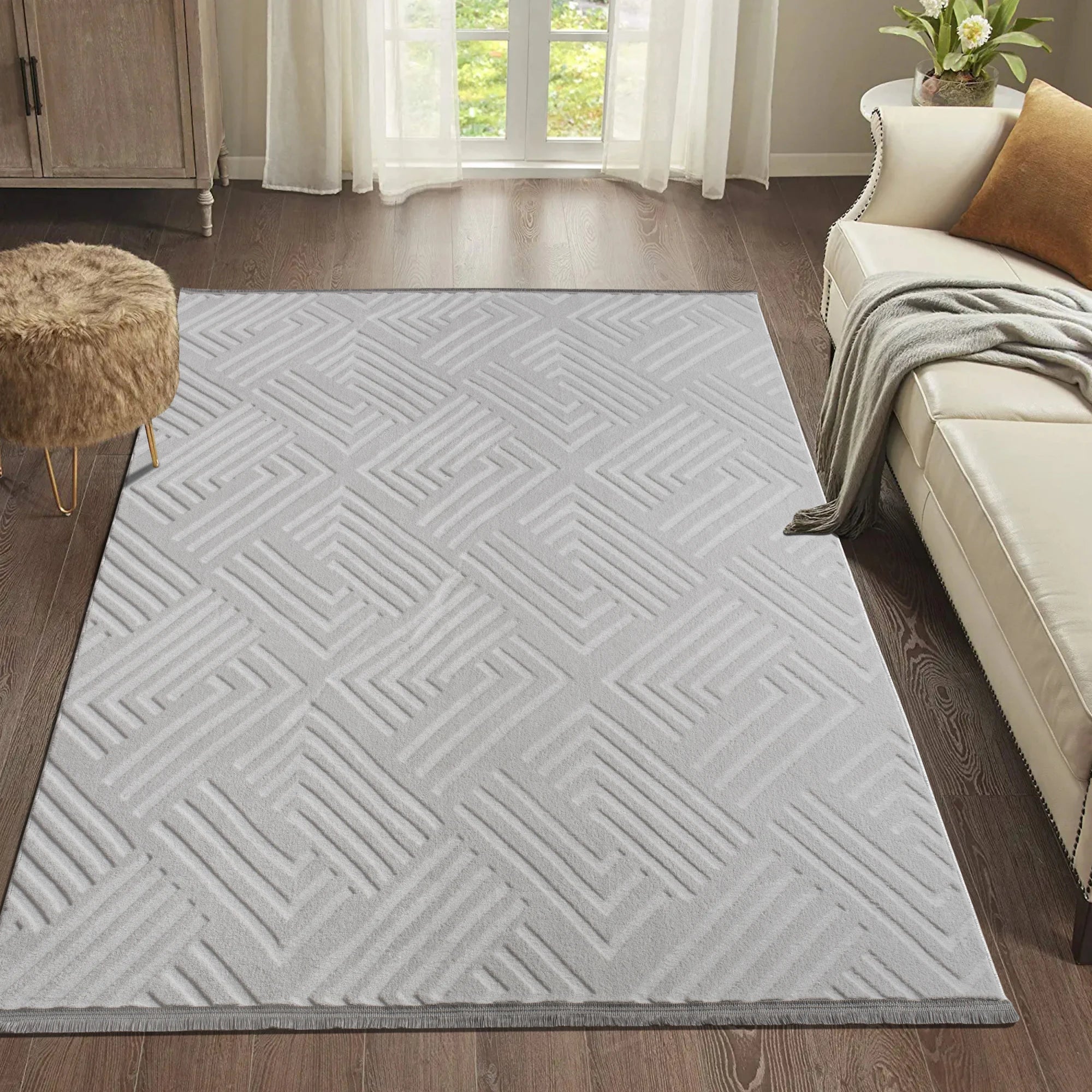 Modern Geometric Maze Plush Rug - Light Gray