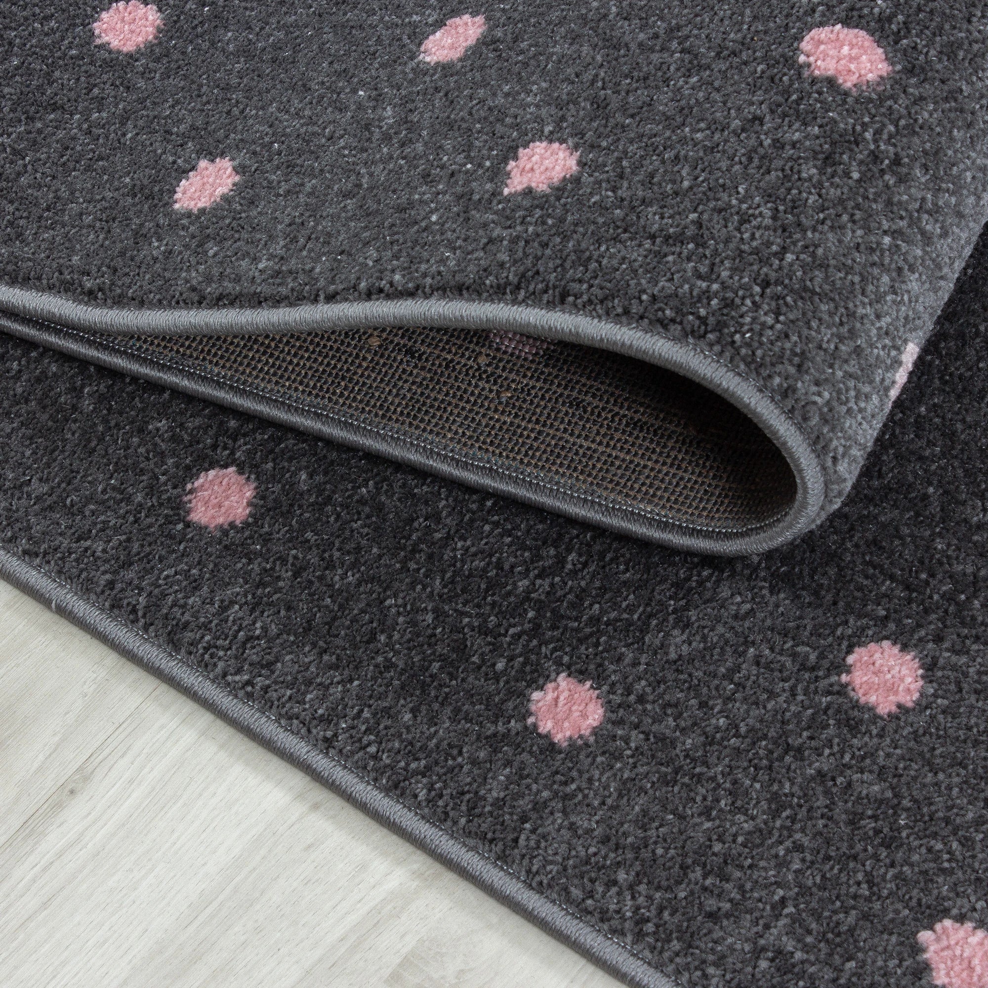 Heart Patterned Kids Rug | Pink