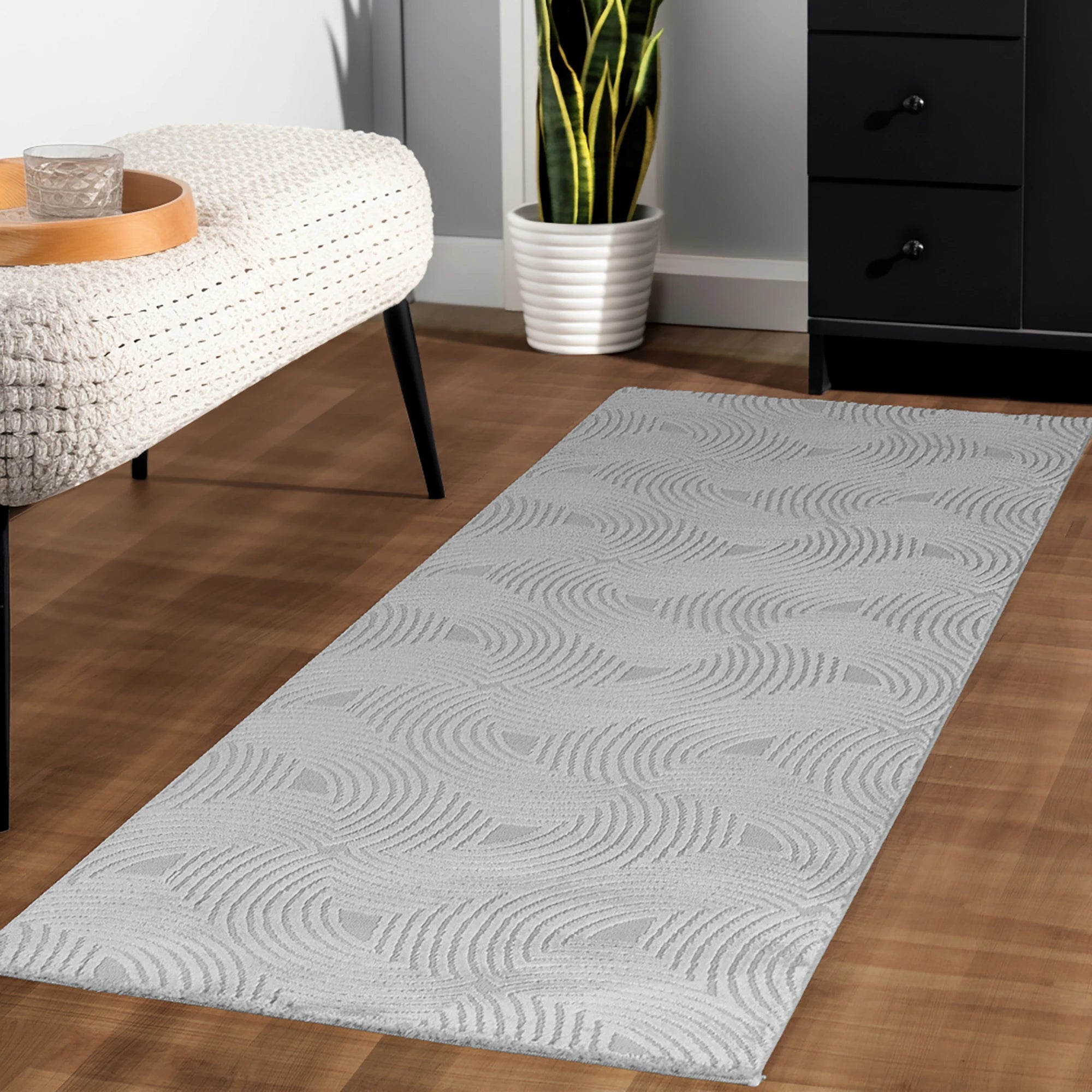 Beige Scallop Textured Rug | Silver