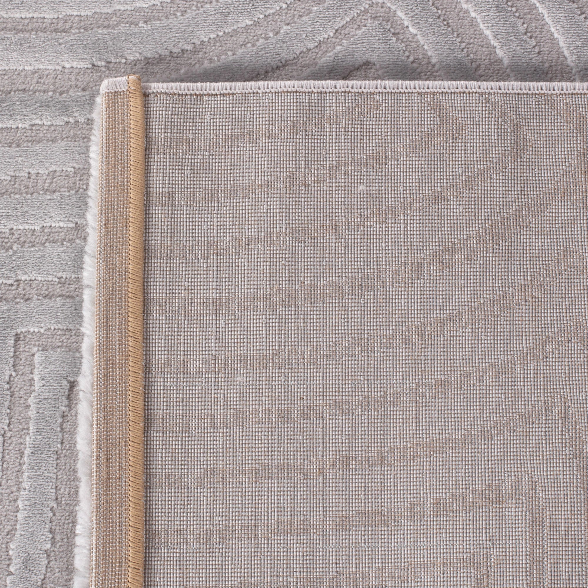 Beige Scallop Textured Rug | Silver