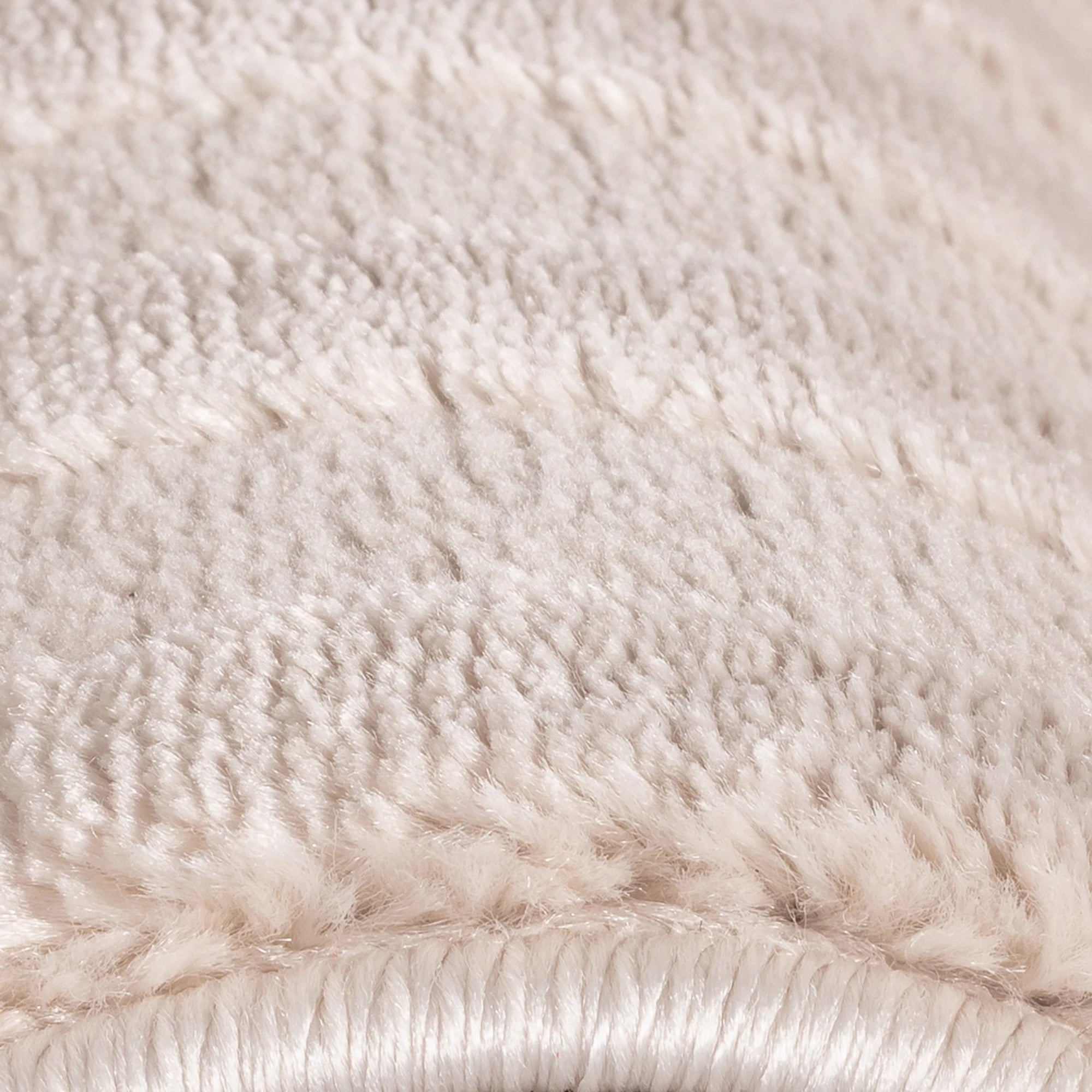 Sculpted Labyrinth Rug | Beige