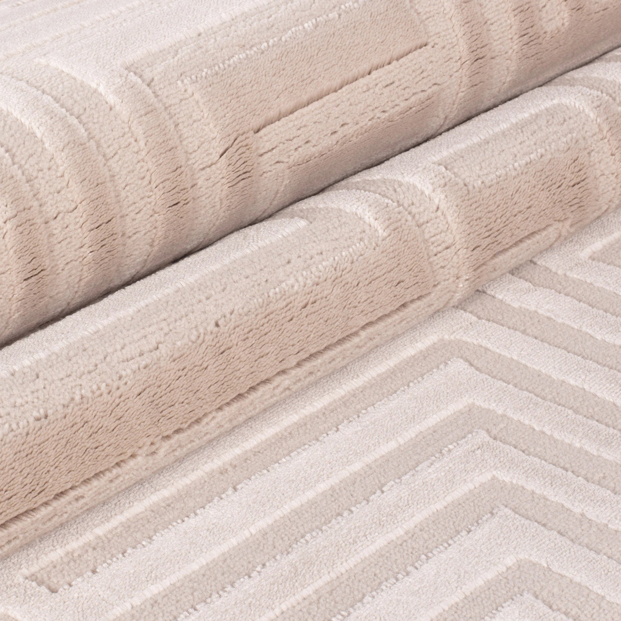 Sculpted Labyrinth Rug | Beige