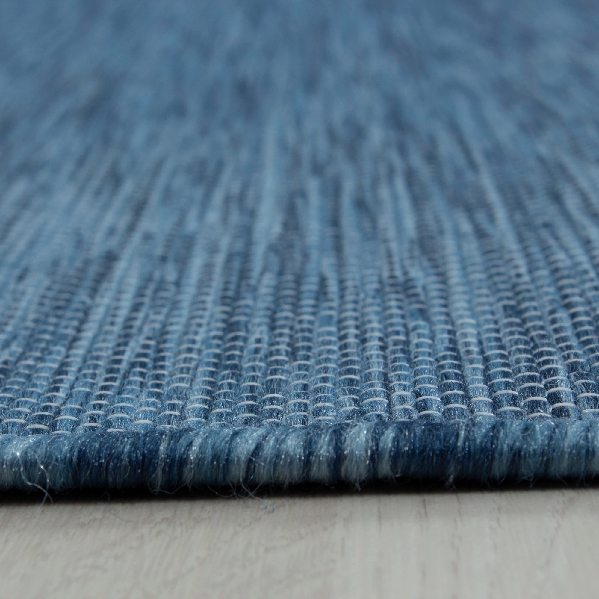 Minimalist Tone-on-Tone Design | Blue