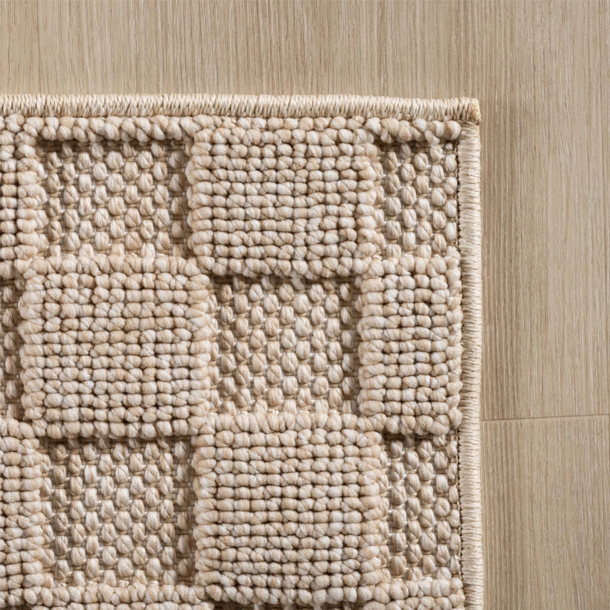 Modern Raised Square Pattern Rug | Beige