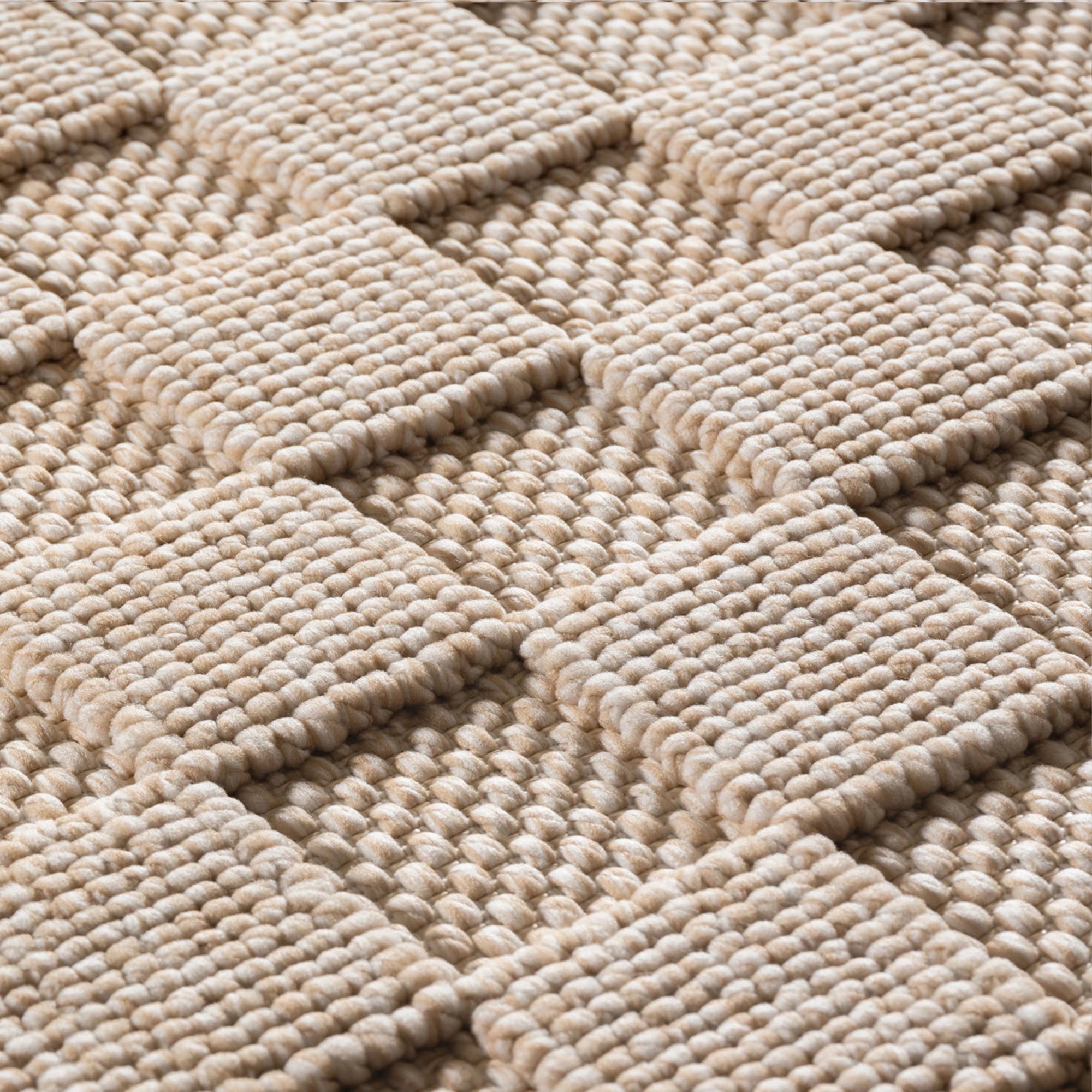 Modern Raised Square Pattern Rug | Beige
