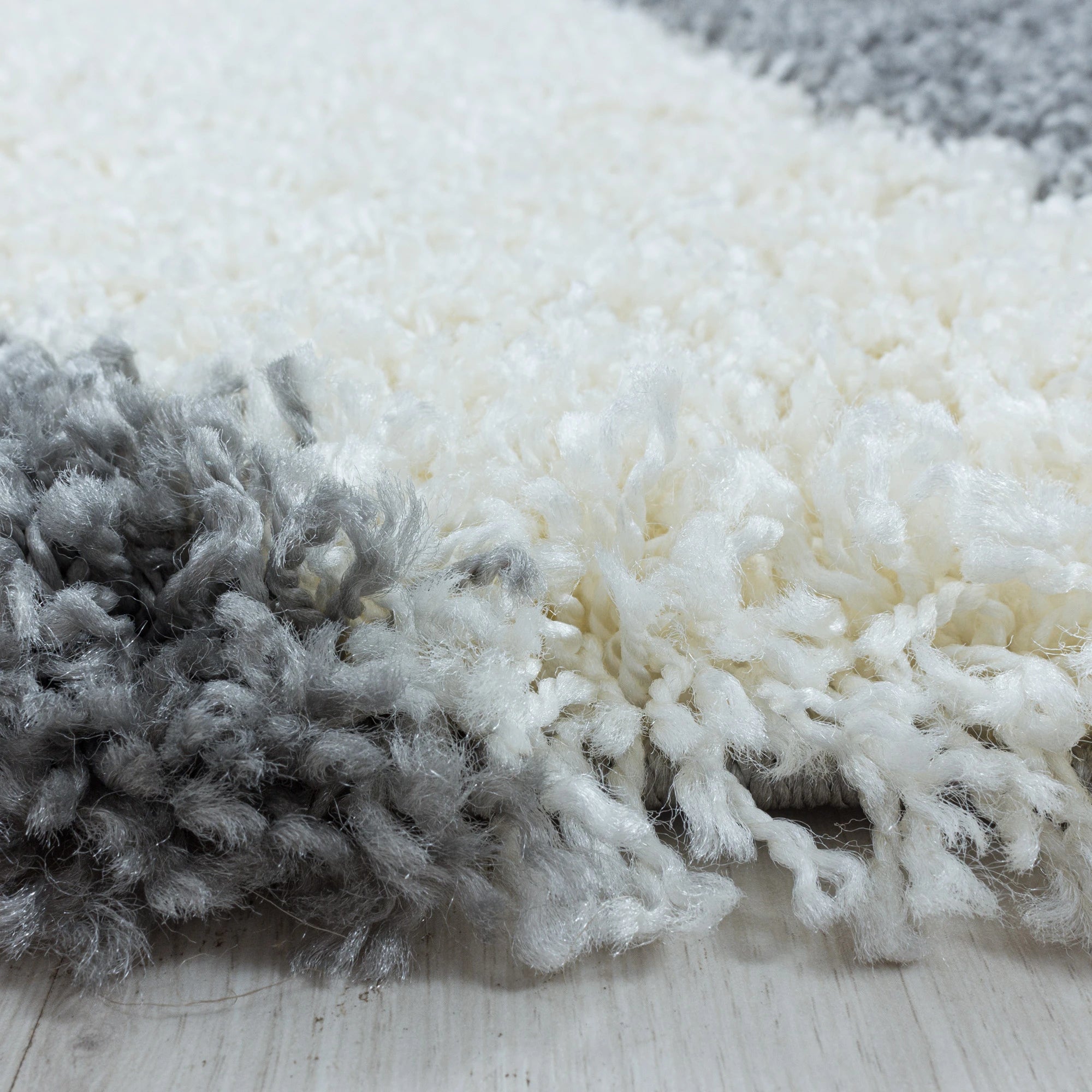 Modern Triangle Shag Rug | Gray