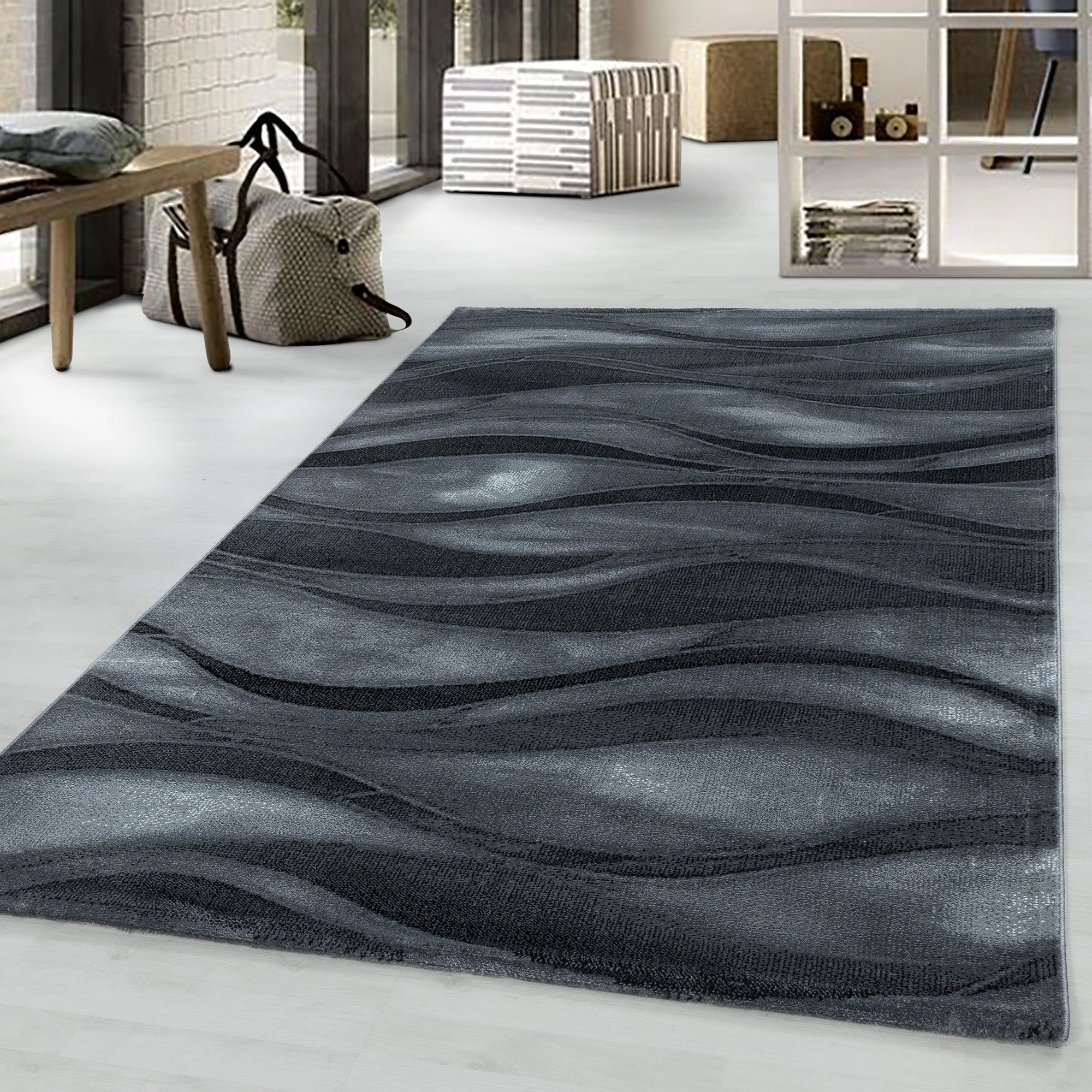 Waves Chic Area Rug | Black
