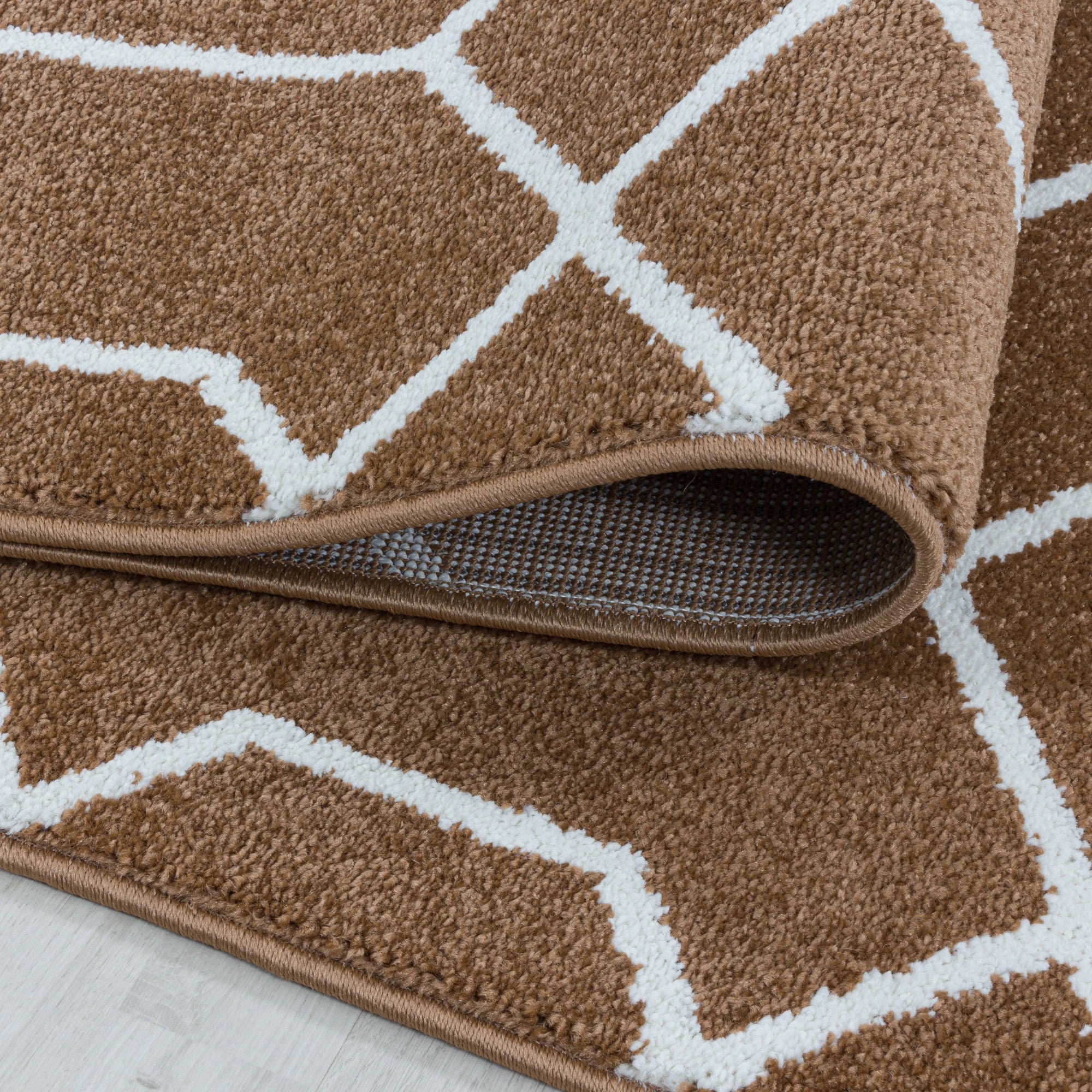 Geometric Hexagon Trellis Area Rug - Copper