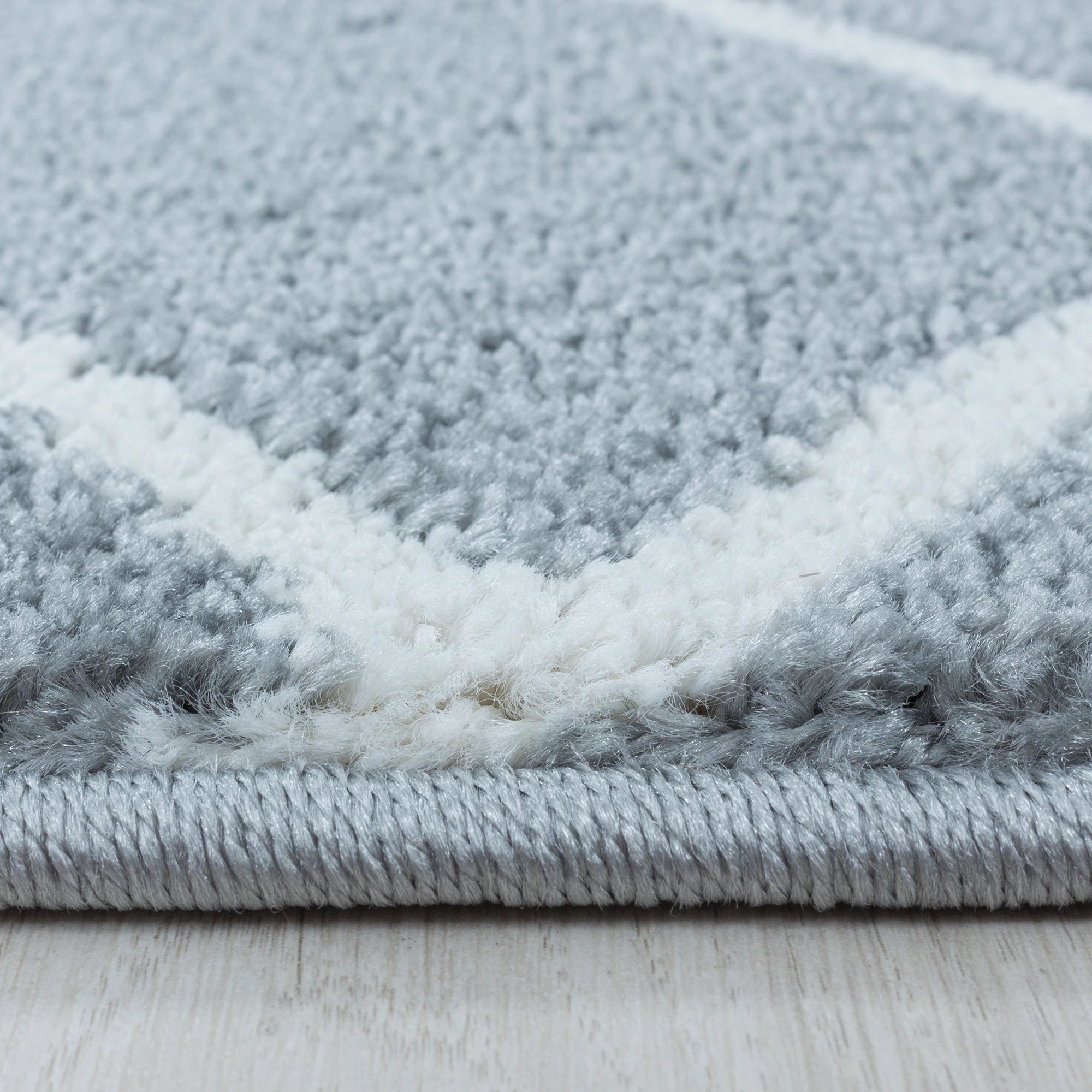 Geometric Hexagon Trellis Area Rug - Gray