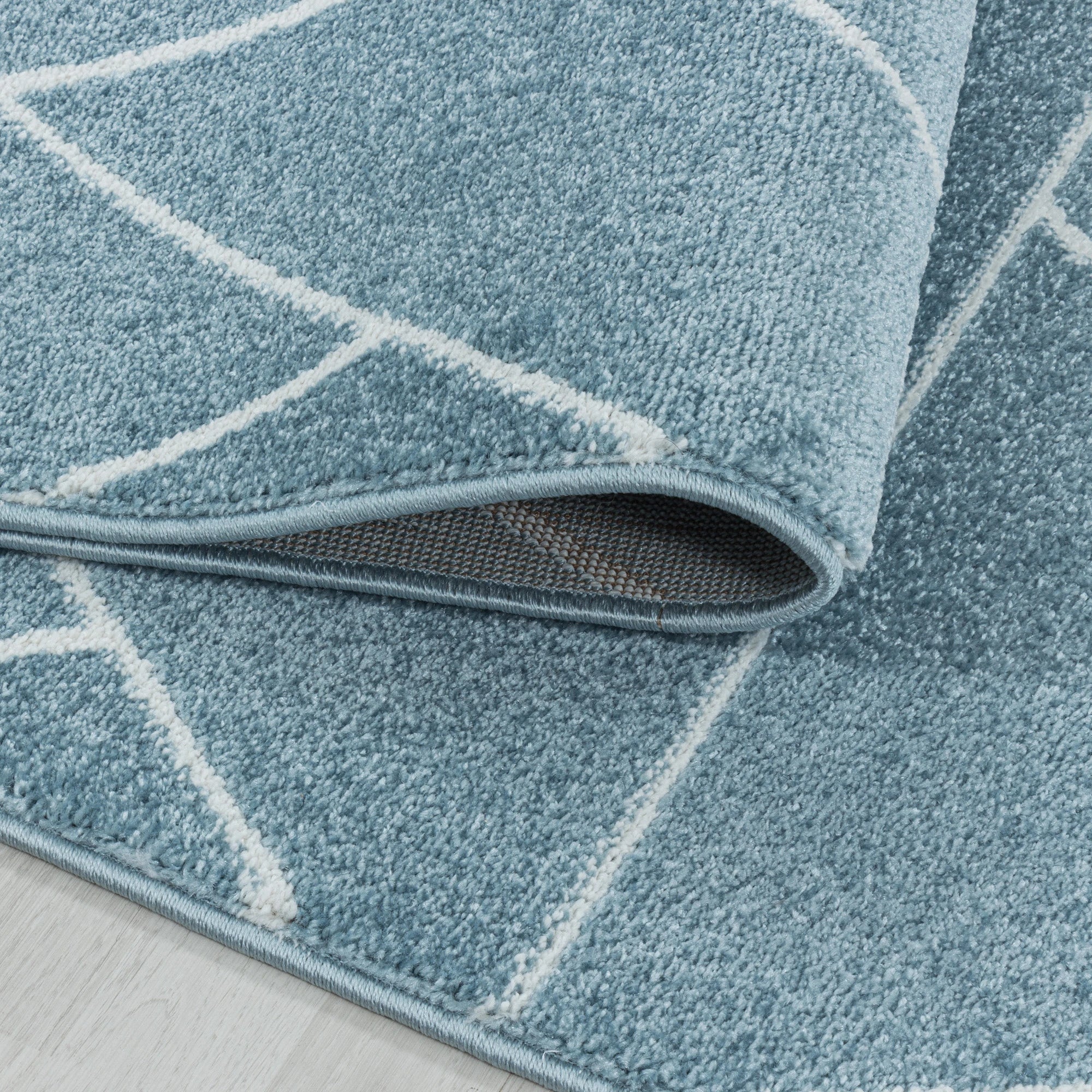 Geometric 3D Cube Line Pattern Area Rug | Blue