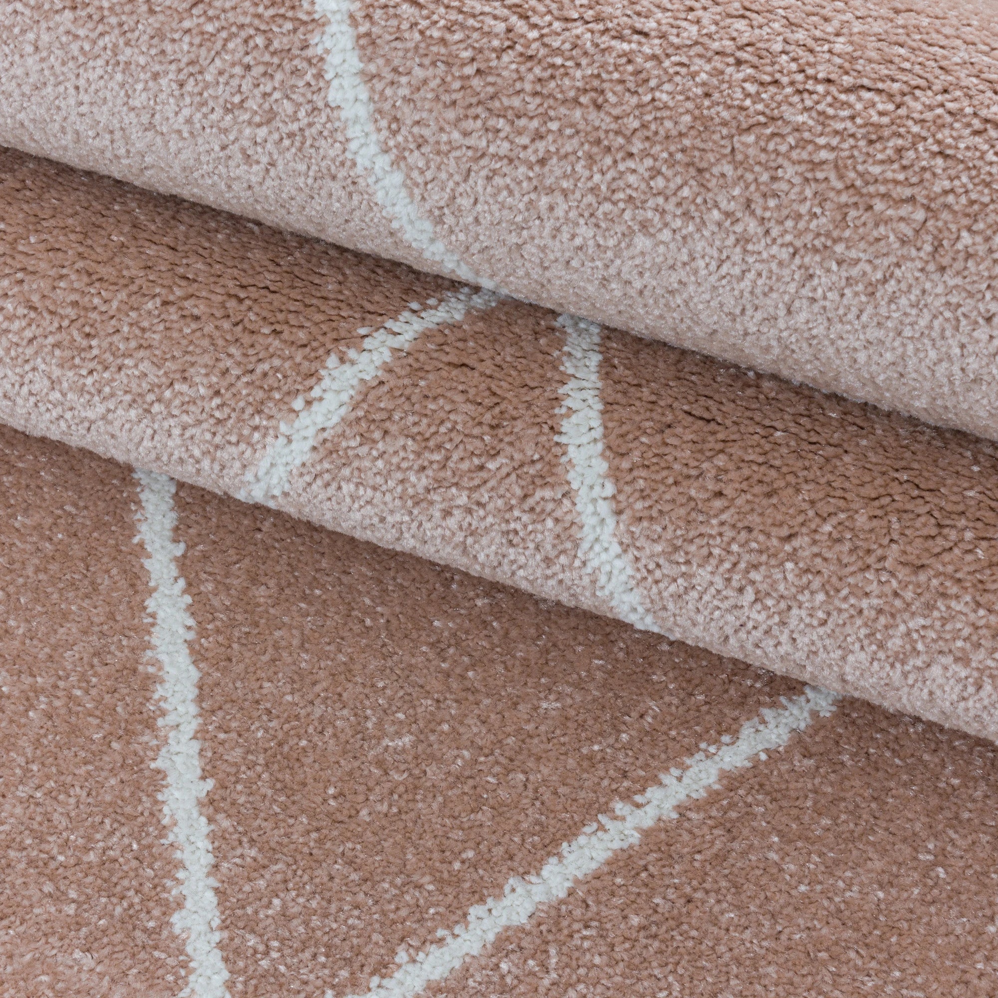 Geometric 3D Cube Line Pattern Area Rug | Rose