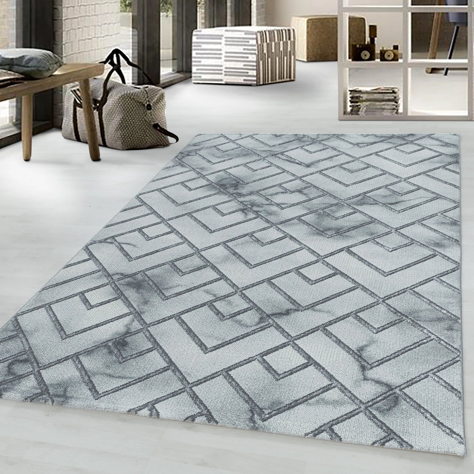Modern Marble Look Geometric Diamond Rug | Silver