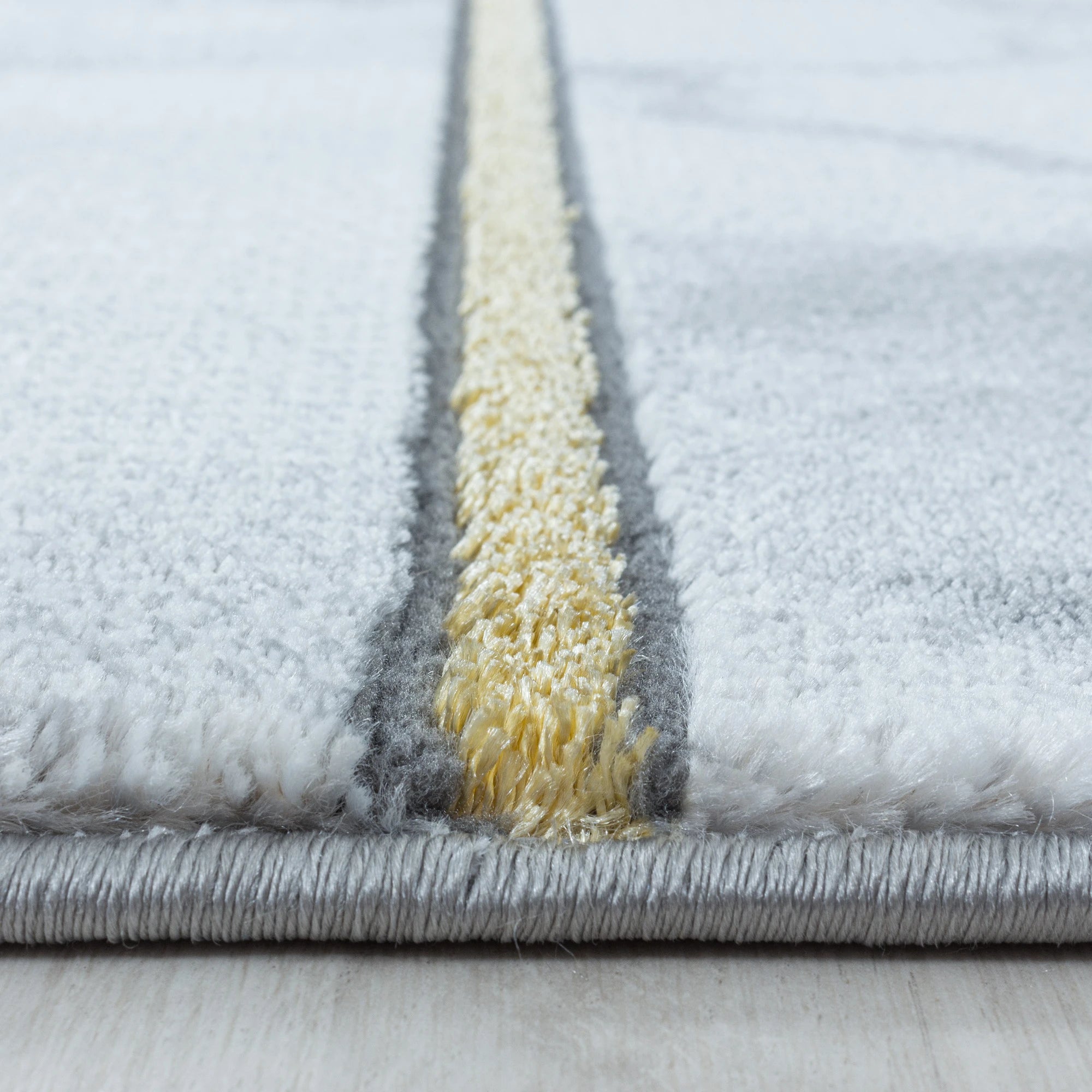 Tappeto in Finta Pietra con Motivo a Mosaico Quadrato | Oro