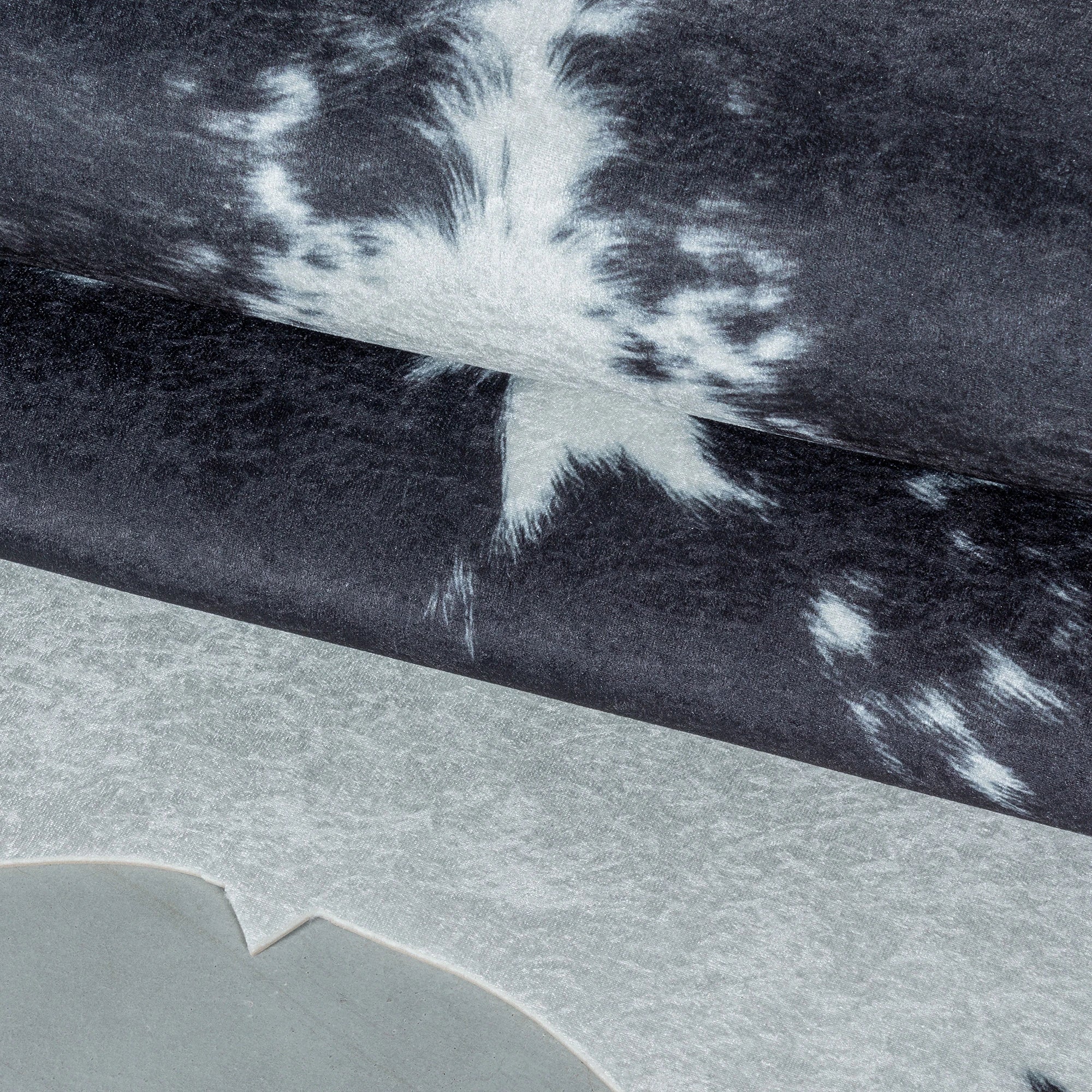 Cowhide Skin Imitation Modern Rug | Black