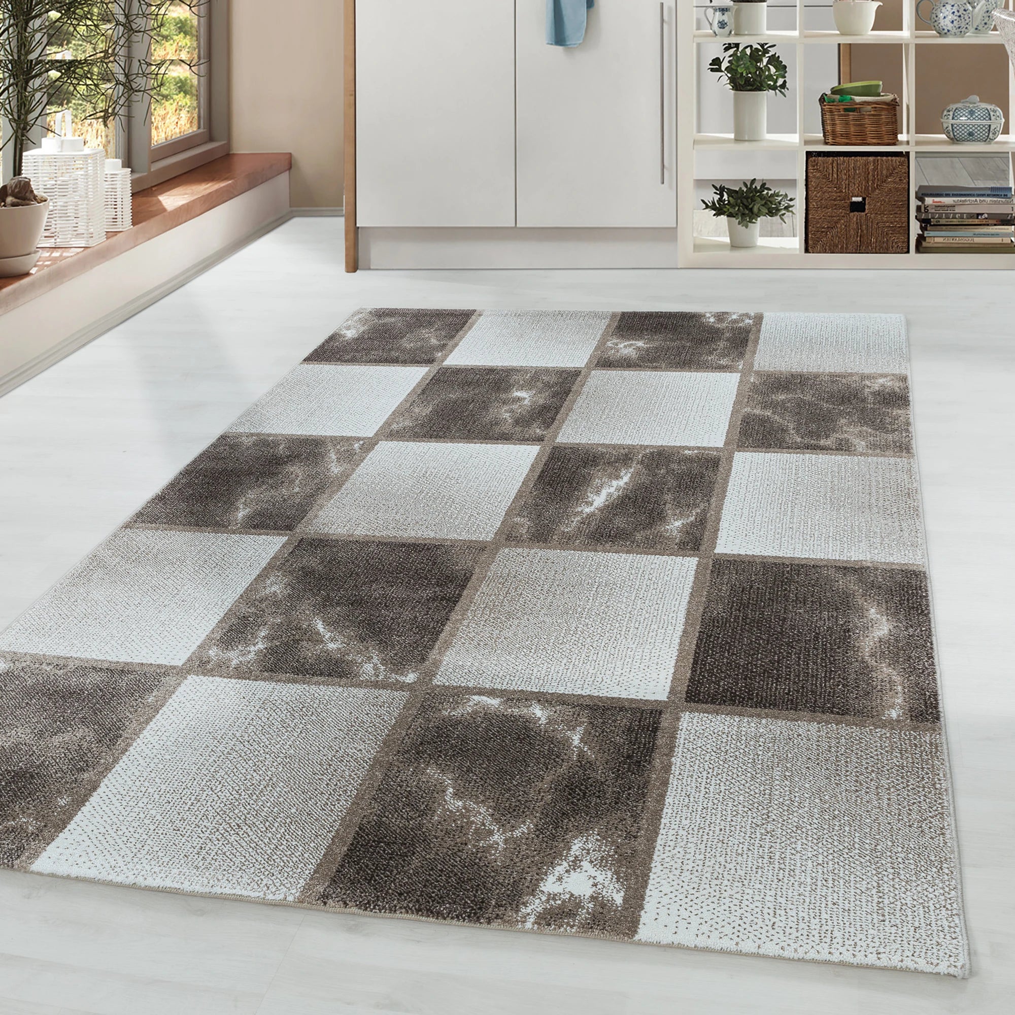 Abstract Marble Effect Checkerboard Area Rug | Brown