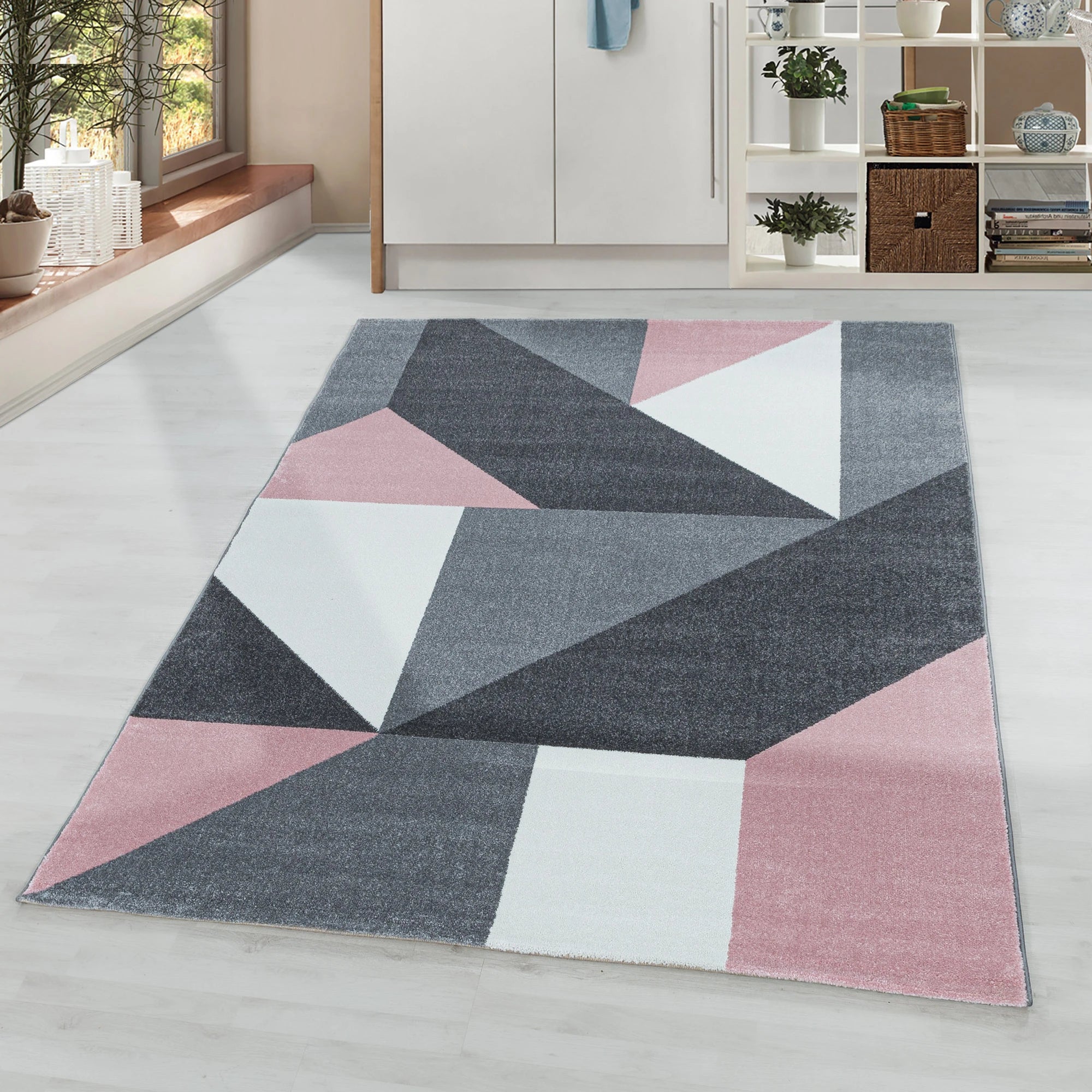 Modern Geometric Triangle Patchwork Area Rug | Pink