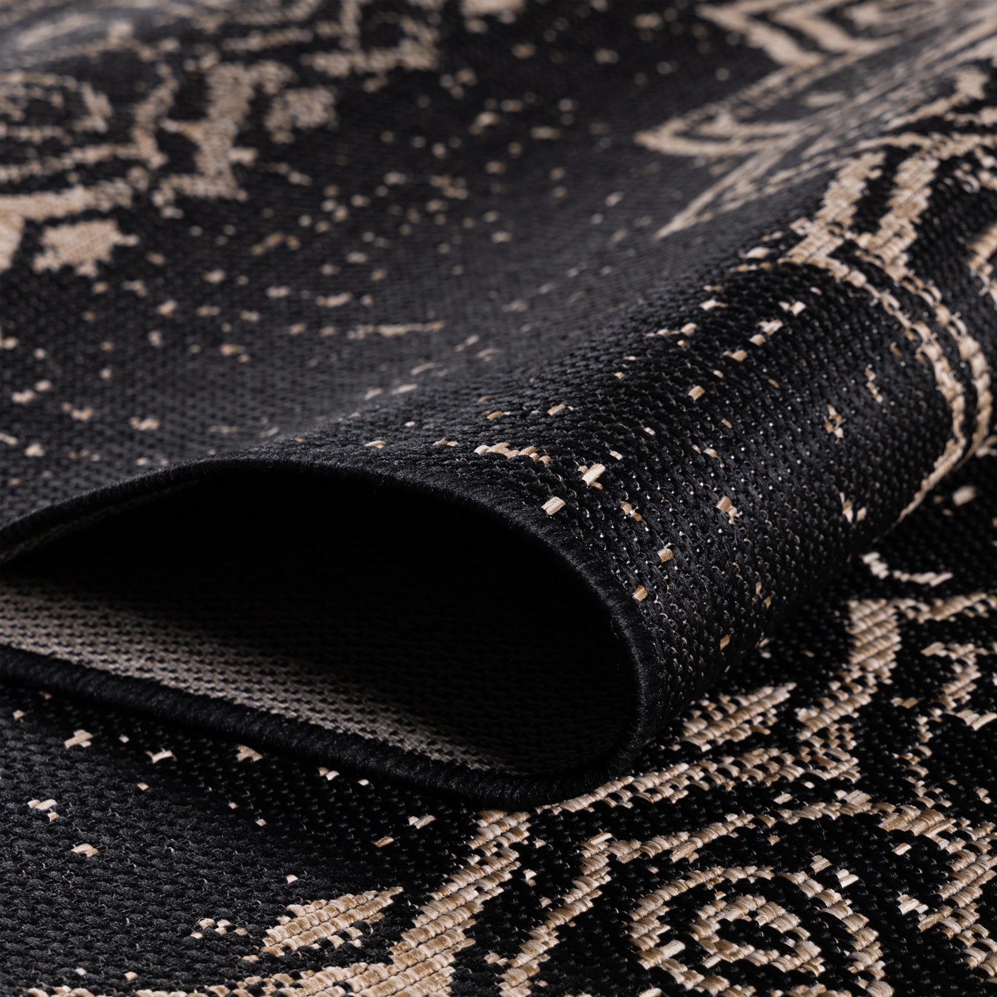 Madallion Flatweave Patio Rug - Black