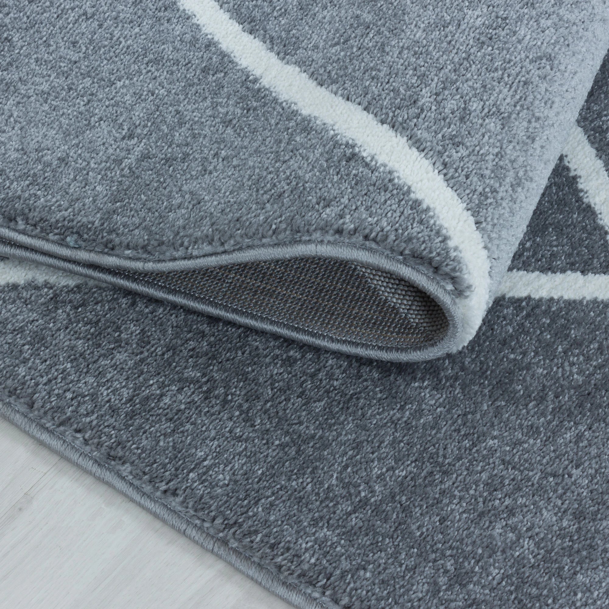 Diamond Cozy Geometric | Silver Rug