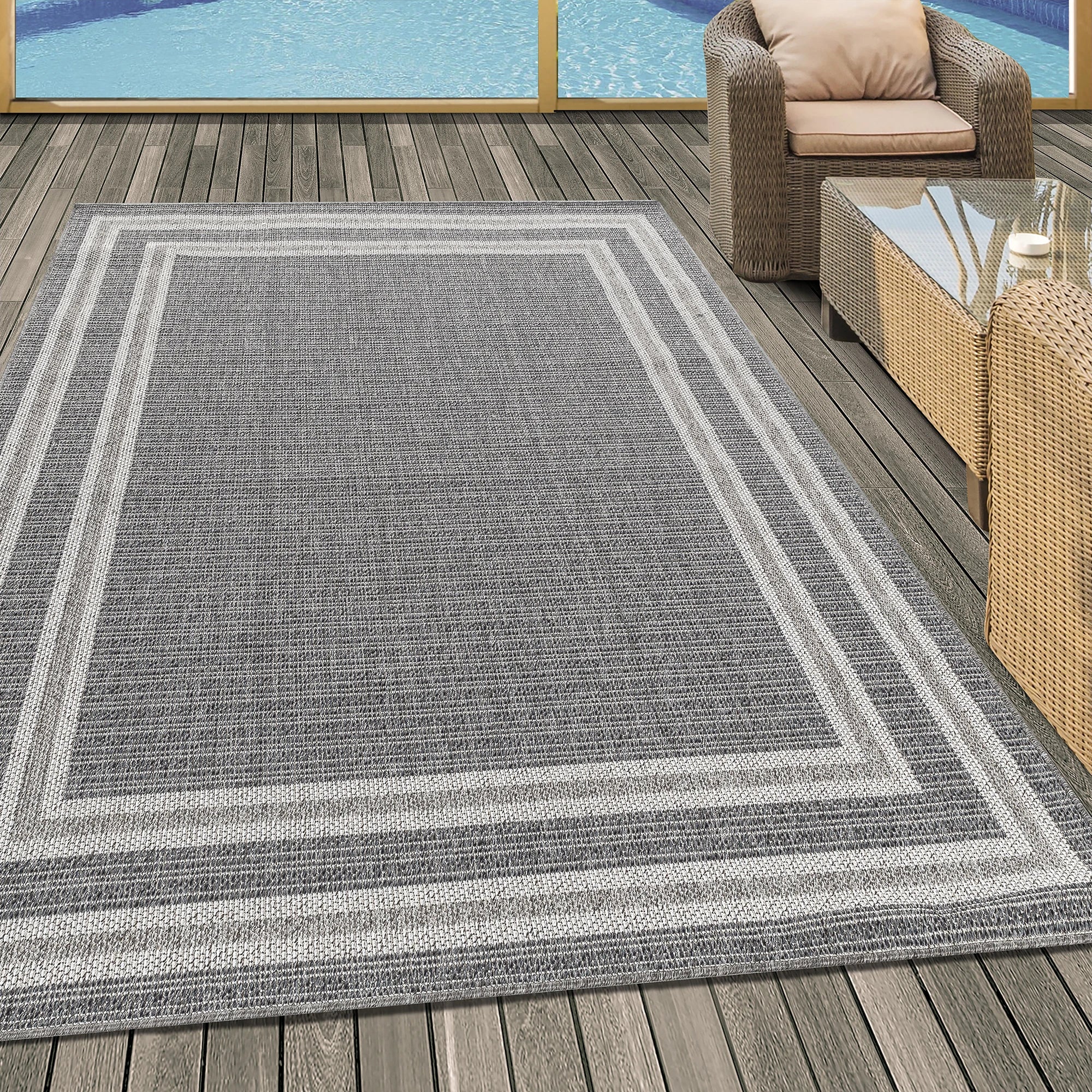 Elegant Gray Rug with Border