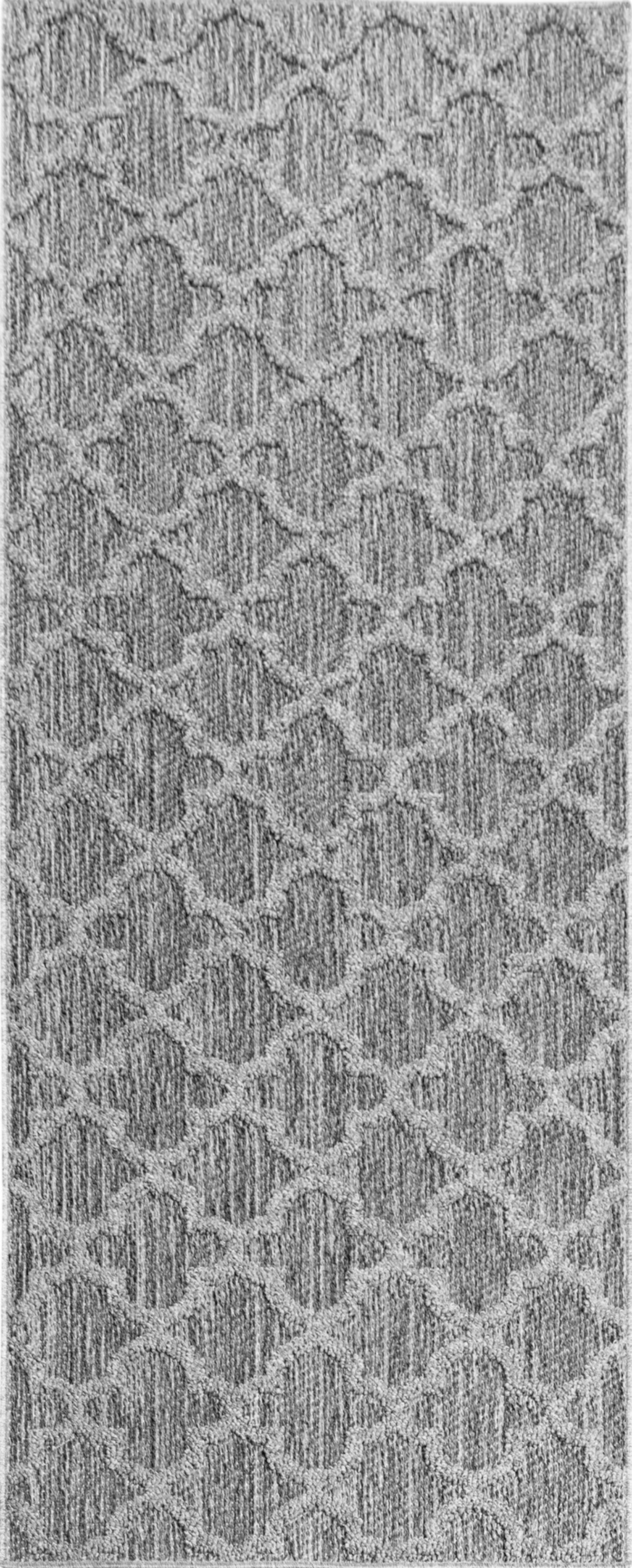 Distressed Ogee Pattern Outdoor Rug | Gray