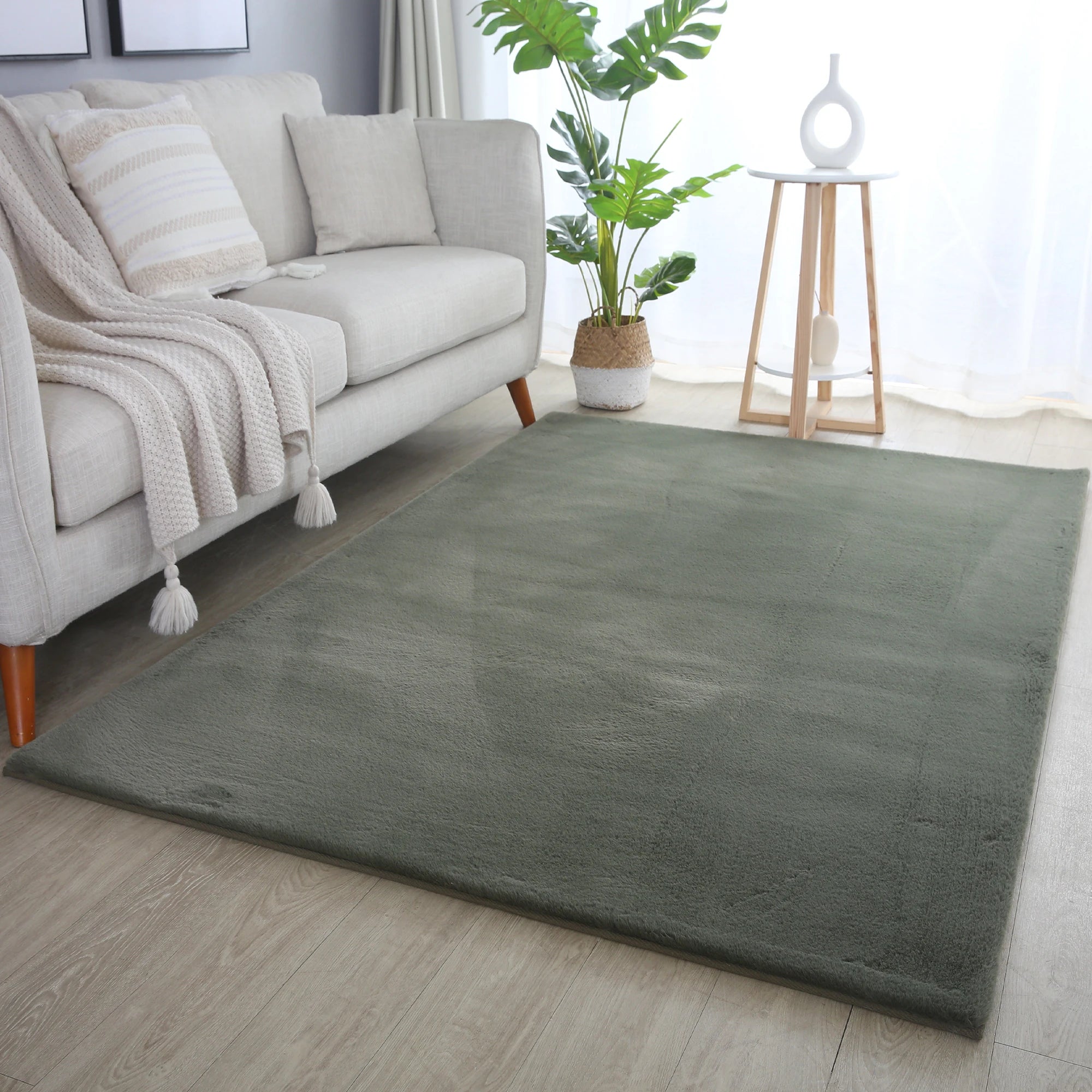 Cozy & Soft Fluffy Rug | Green