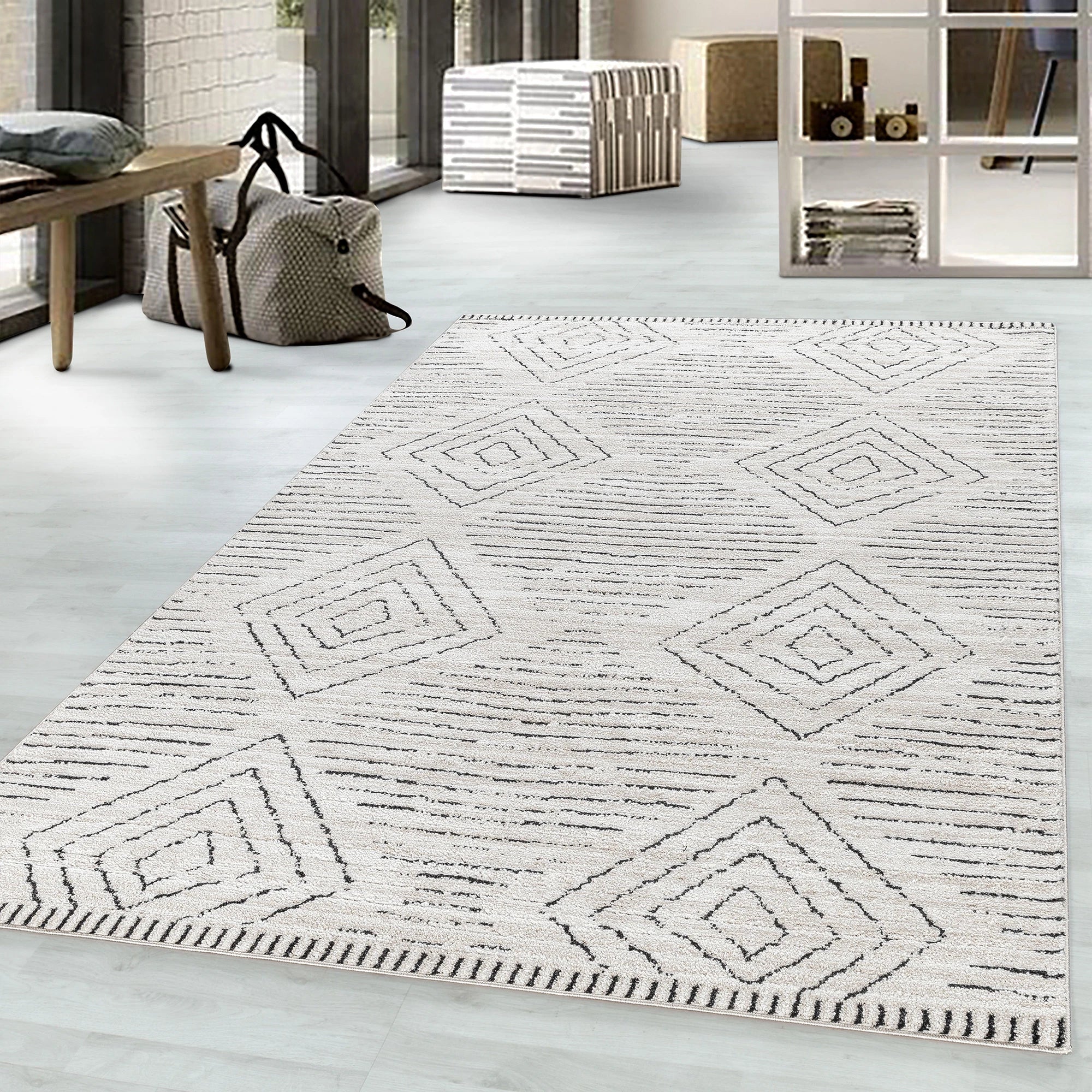 Abstract Line Infill Diamond Pattern Rug | Cream