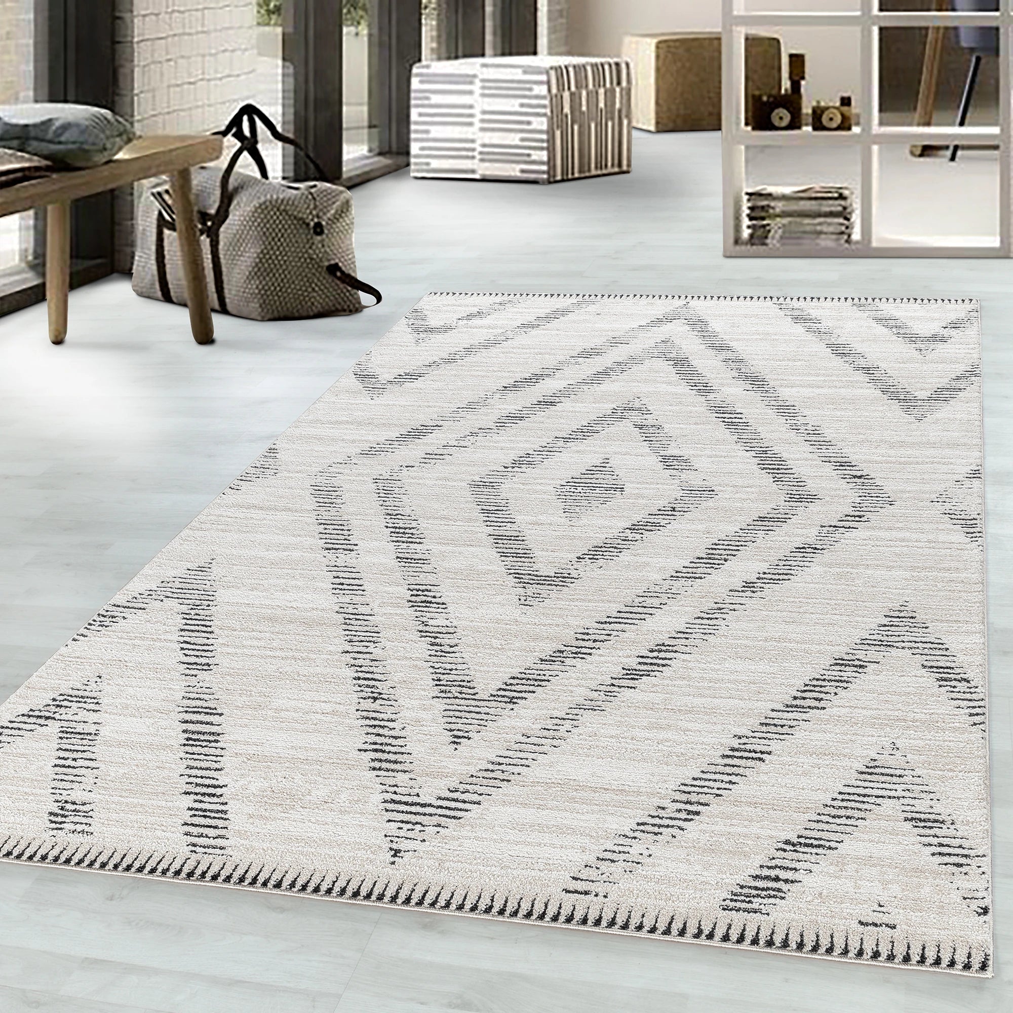 Tribal Diamond Pattern Stripe Infill Rug | Cream