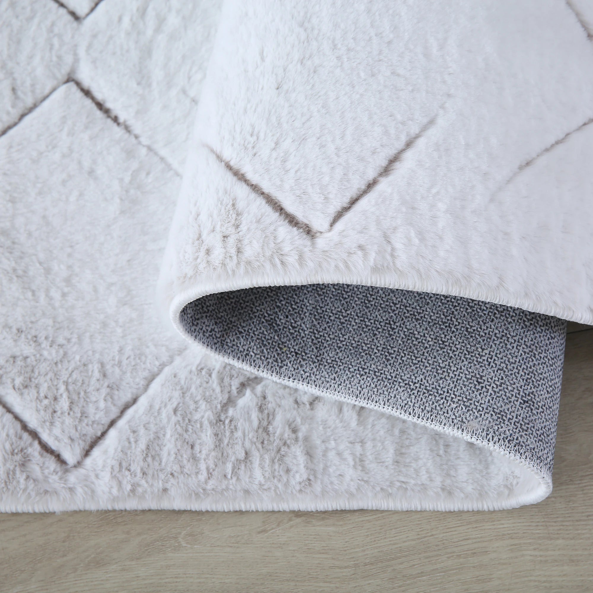 Scandinavian Fluffy Elegant Area Rug Beige