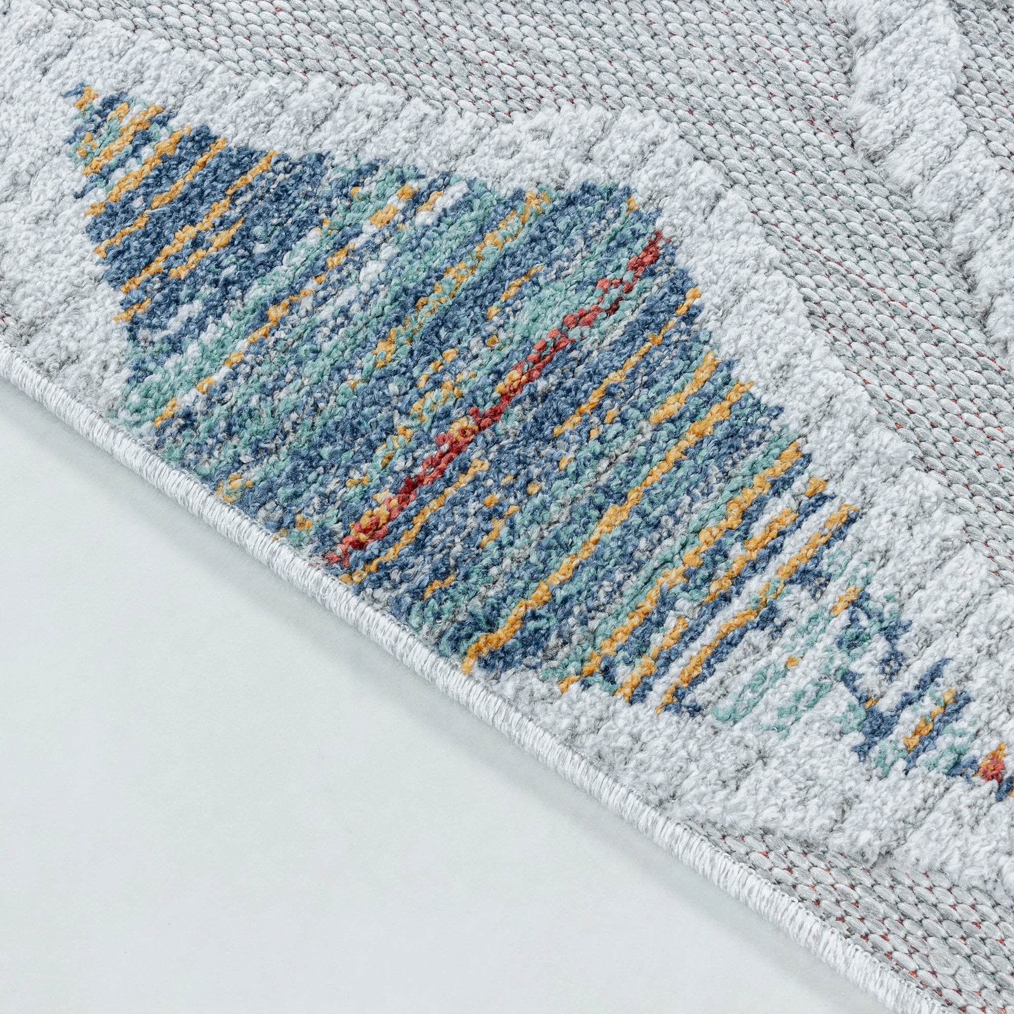 Indoor/Outdoor Diamond Rug | Multi