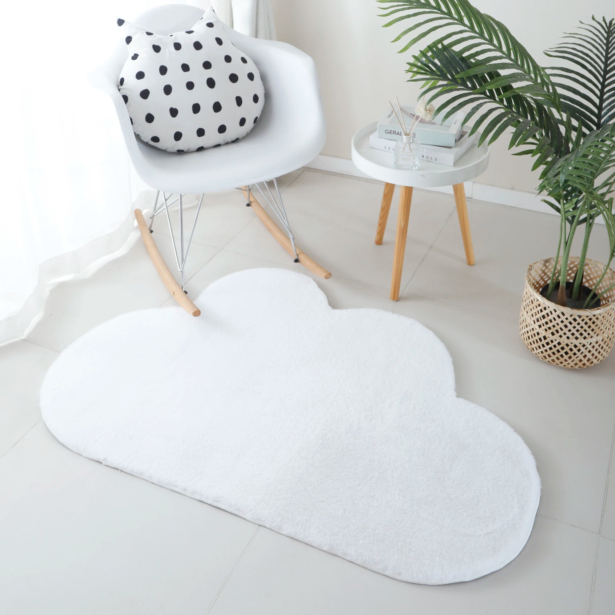 Whale Shape Rug | White