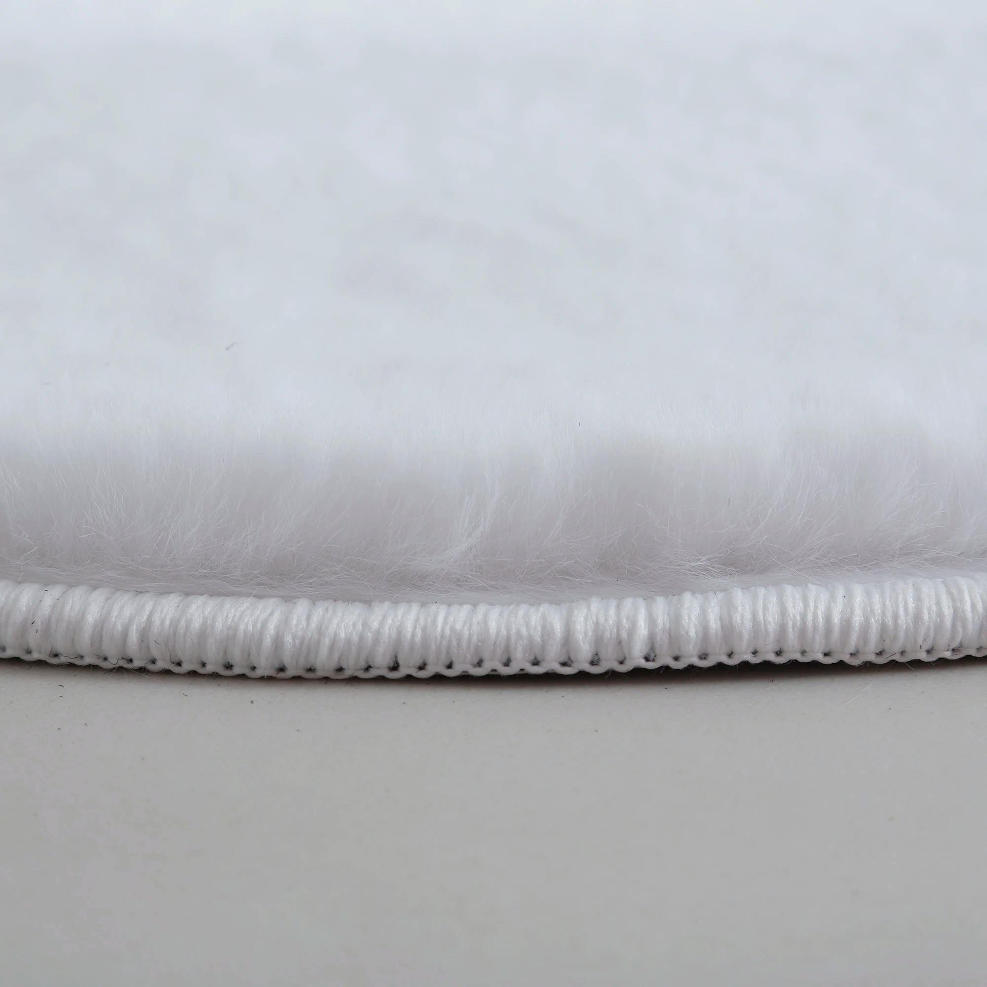 Whale Shape Rug | White