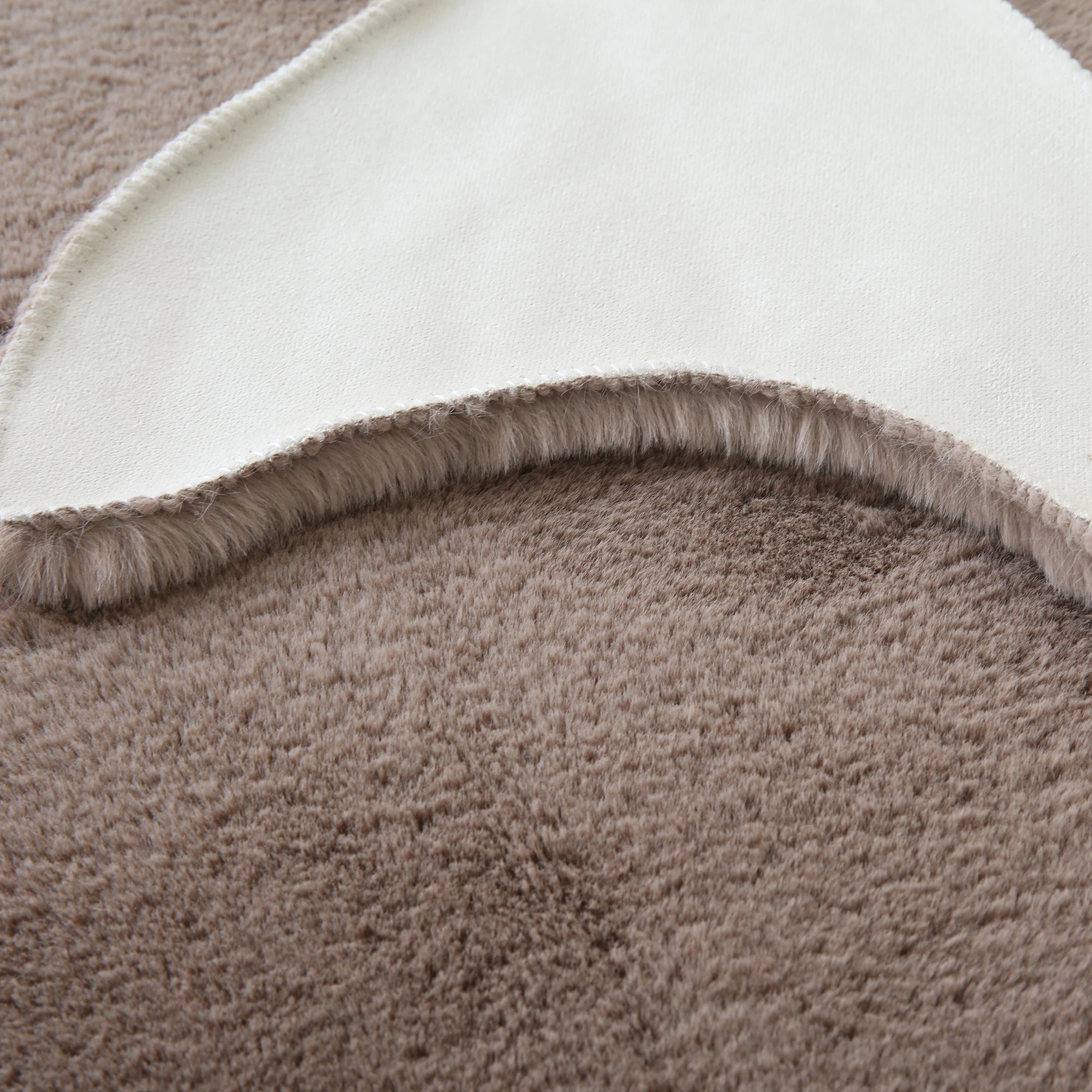 Whale Shape Rug | Beige