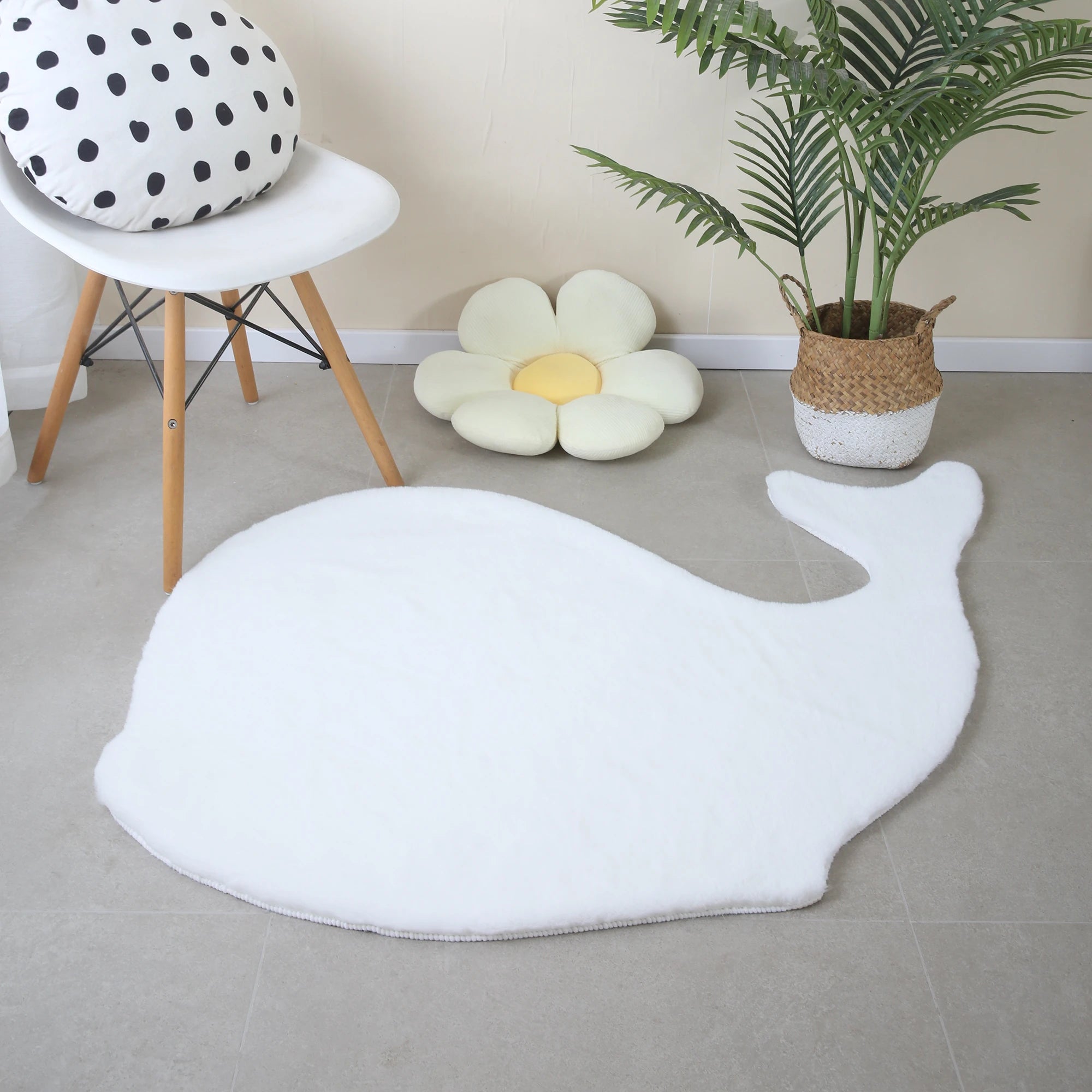 Whale Shape Rug | White
