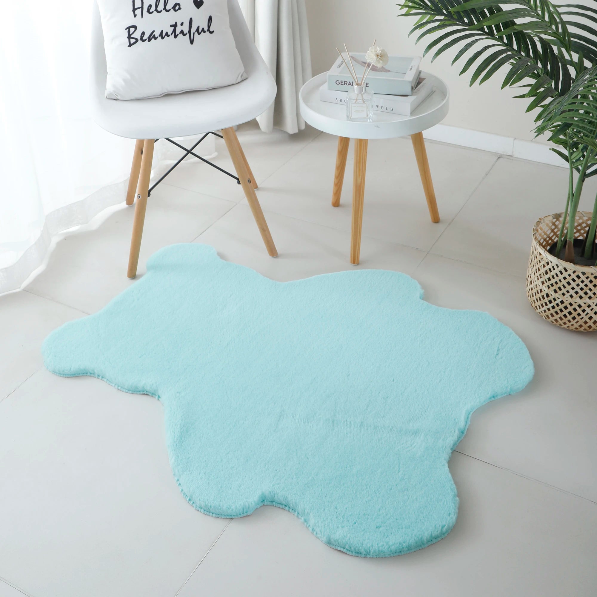 Bear Form Stylish Rug | Mint