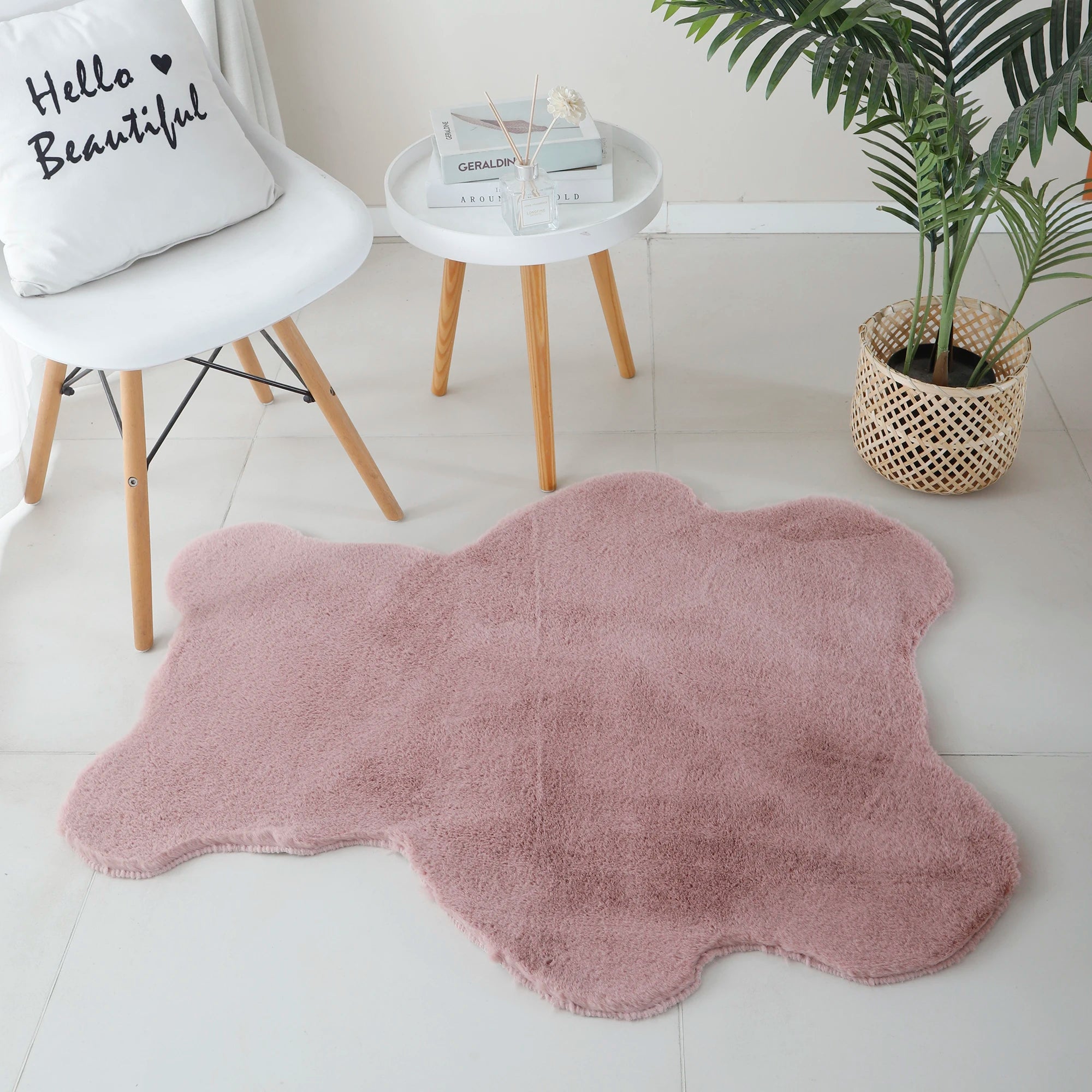 Bear Form Stylish Rug | Pink