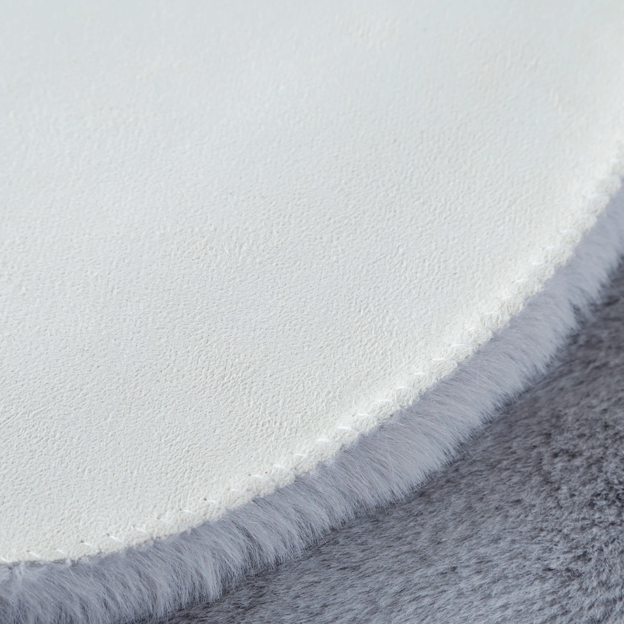 Bear Form Stylish Rug | Silver