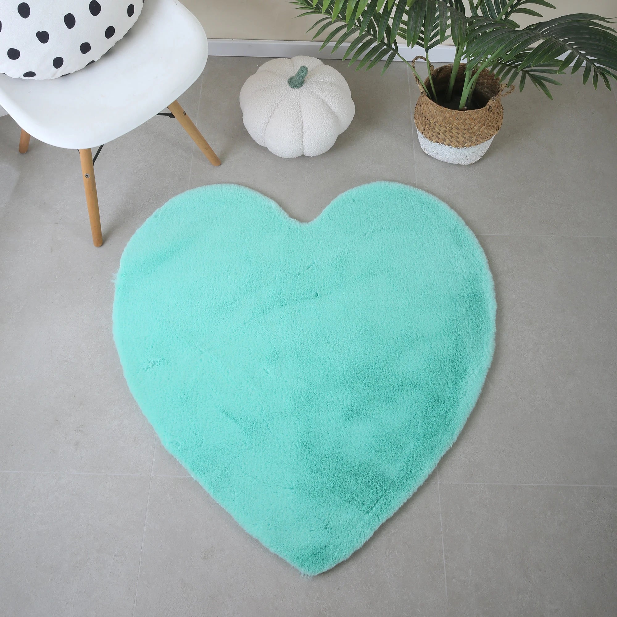 Heart Form Rug | Mint