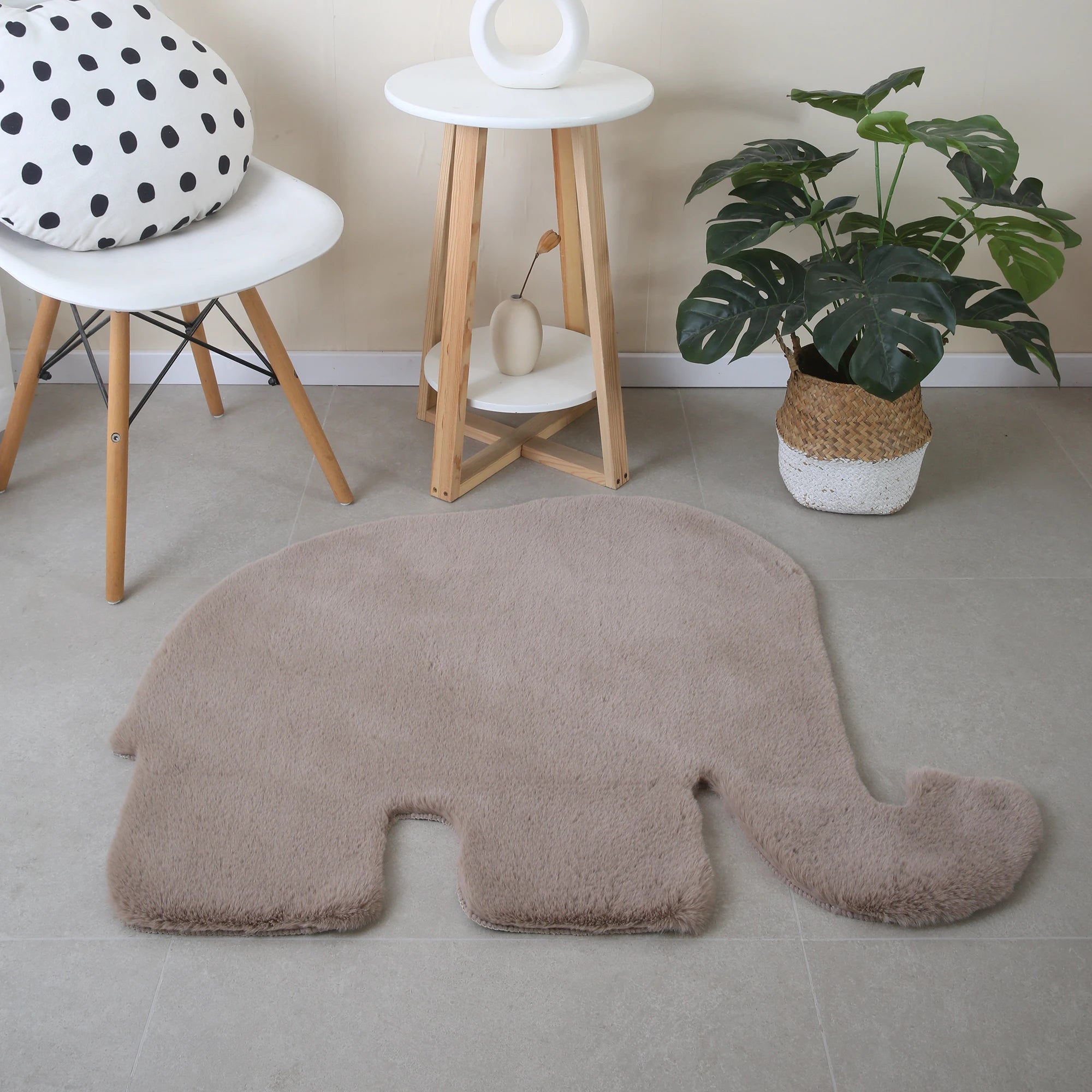 Elephant Shape Rug | Beige