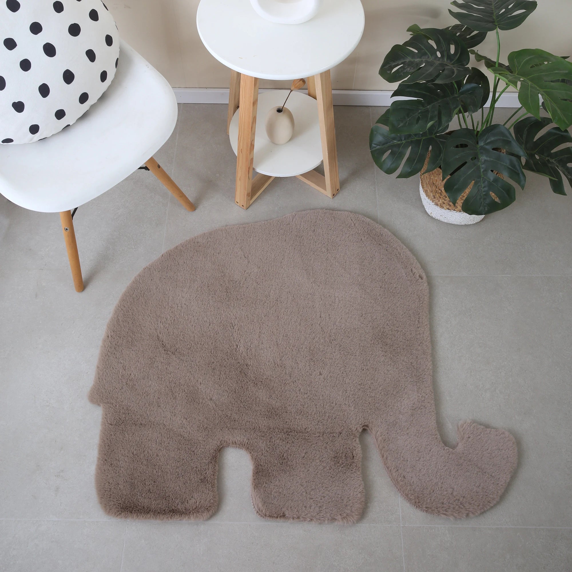 Elephant Shape Rug | Beige