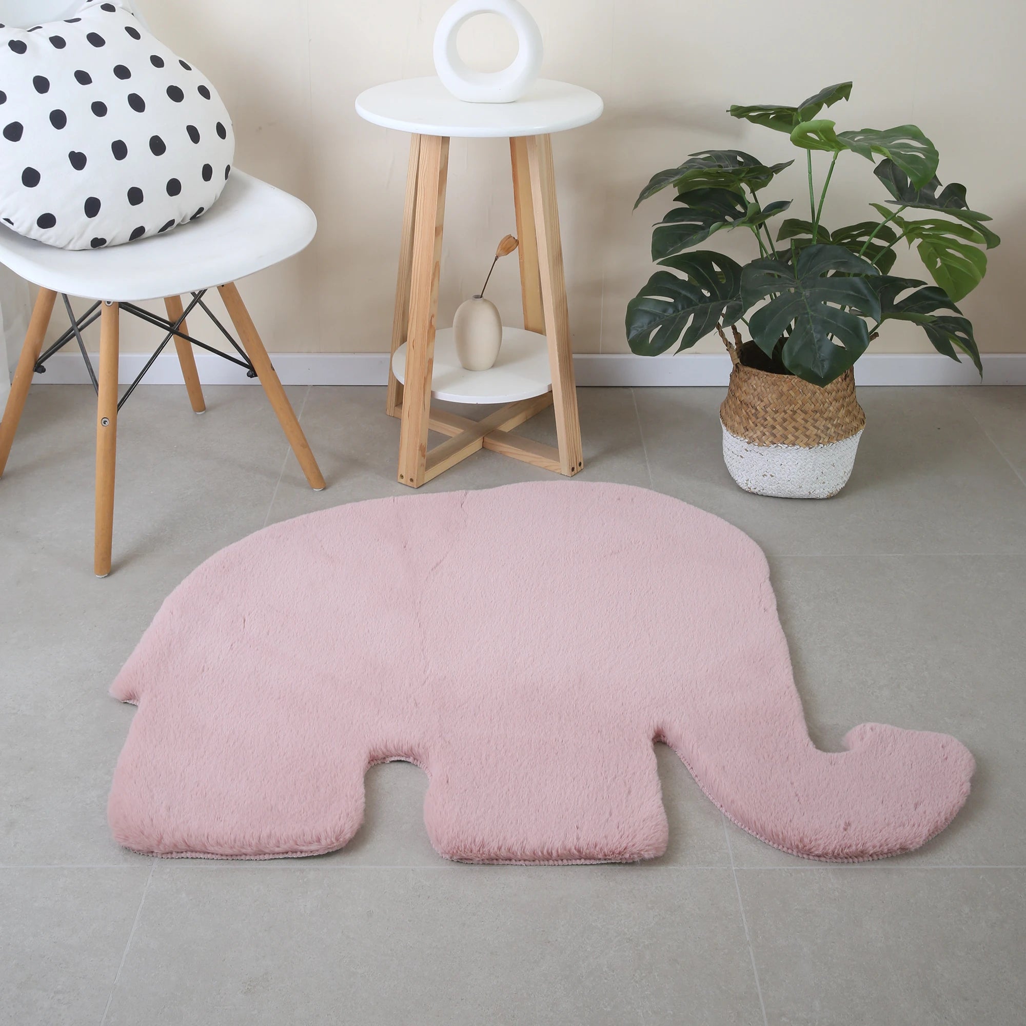 Elephant Shape Rug | Pink