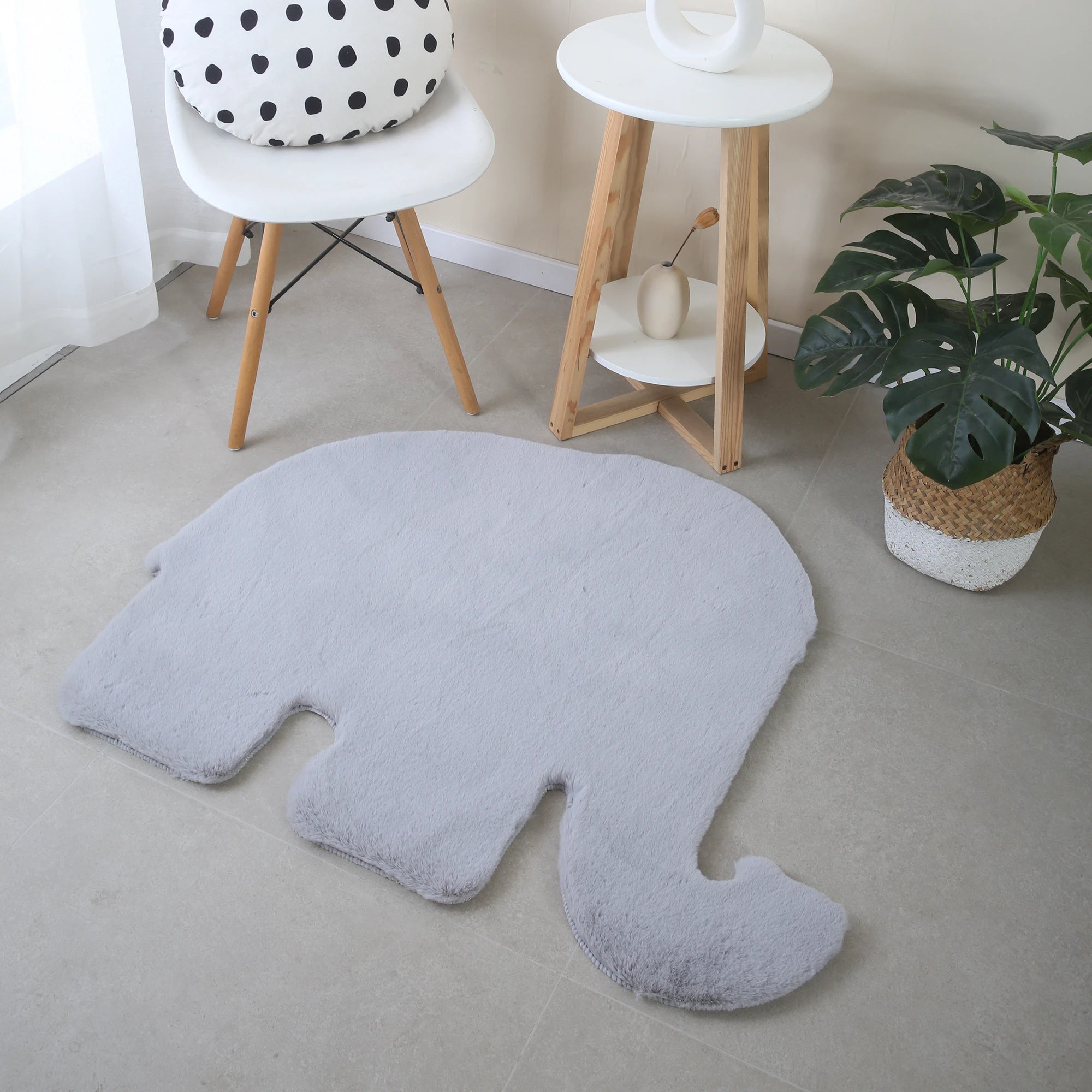 Elephant Shape Rug | Silver