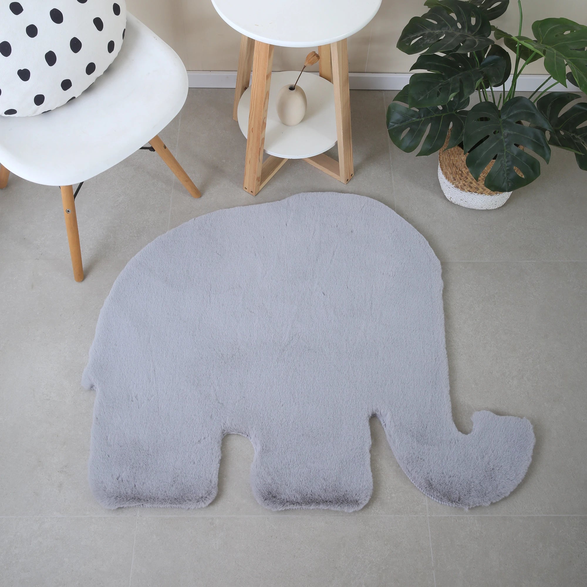 Elephant Shape Rug | Silver