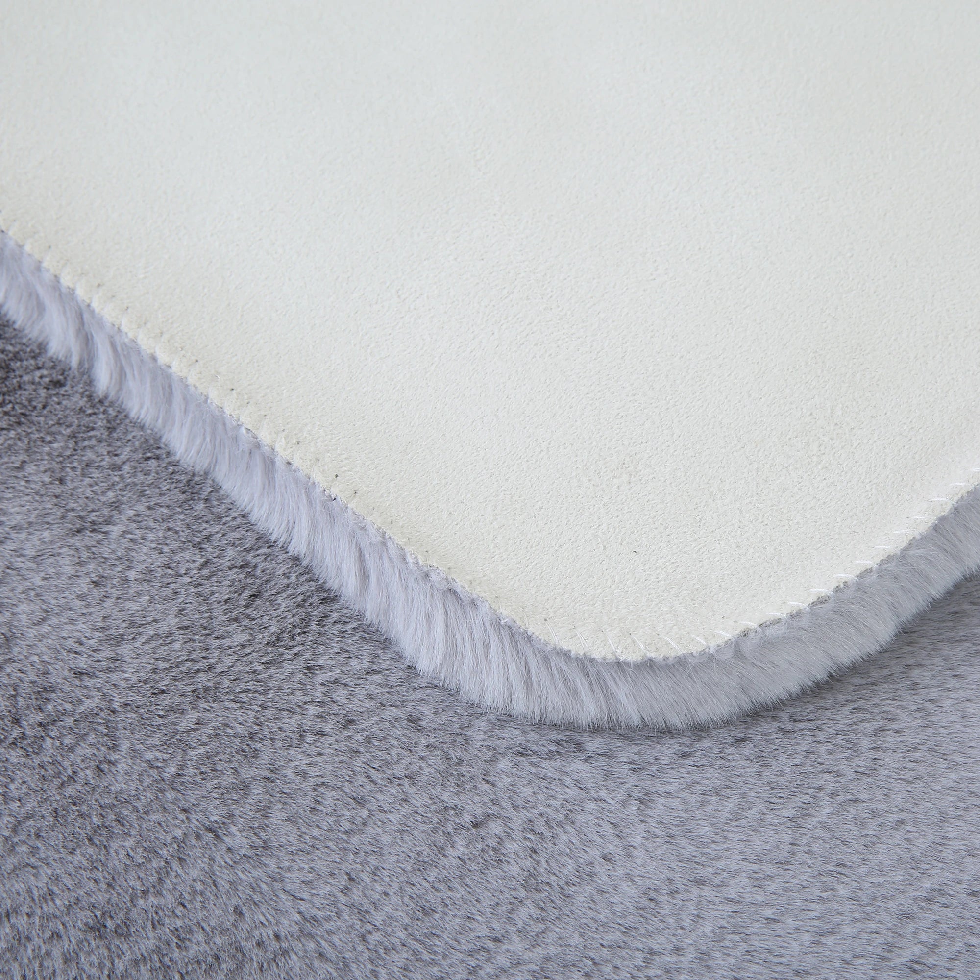 Elephant Shape Rug | Silver