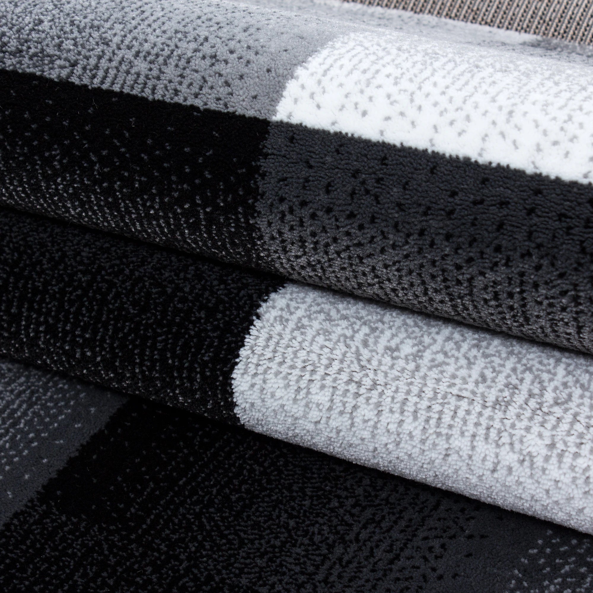 Abstract Checkered Plaid Rug | Black