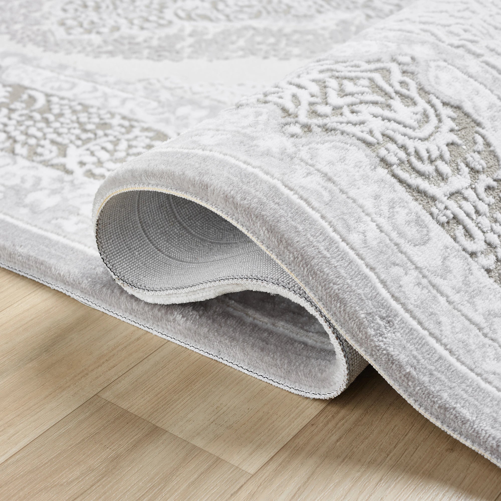 Ivory Classic Medallion Rug