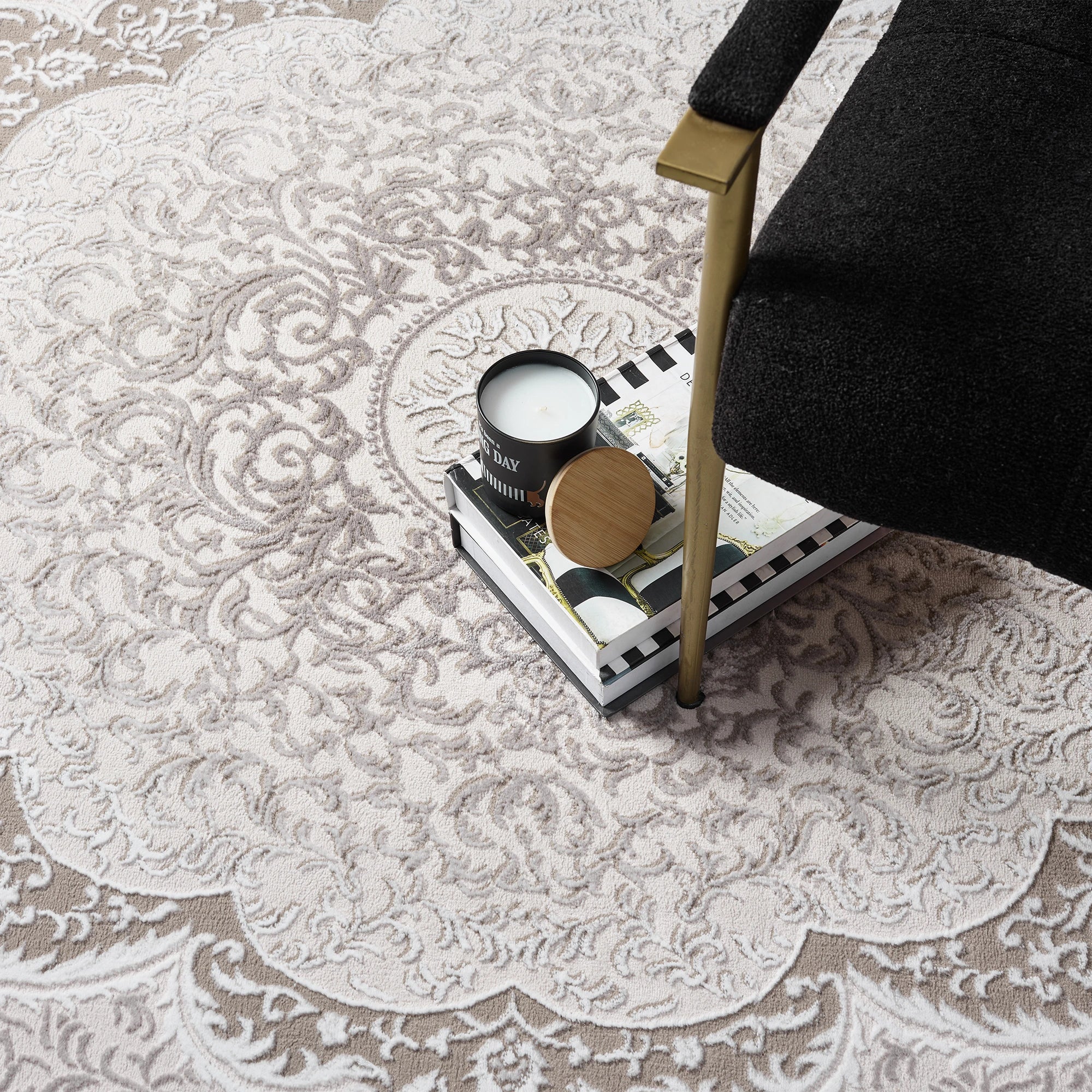 Brown Traditional Medallion Rug