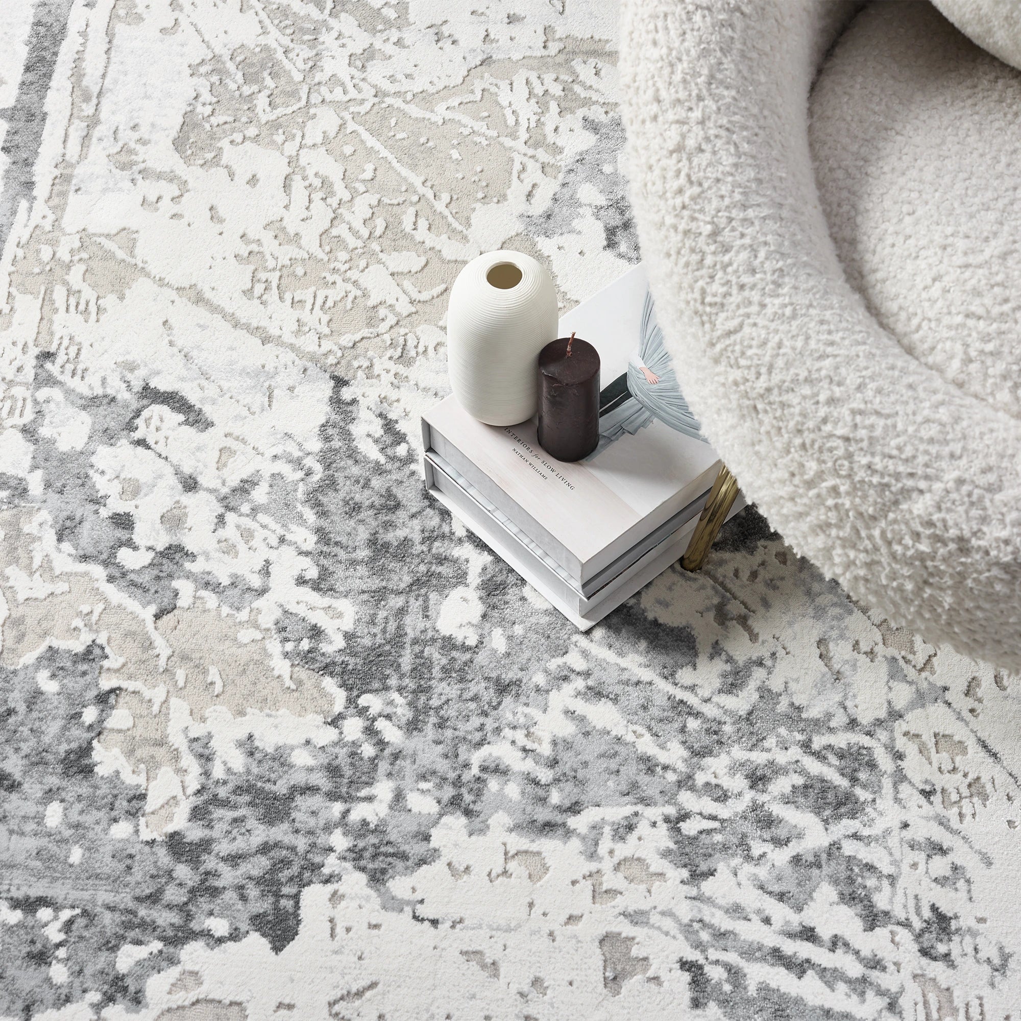 Limestone Vein Contemporary Rug | Gray