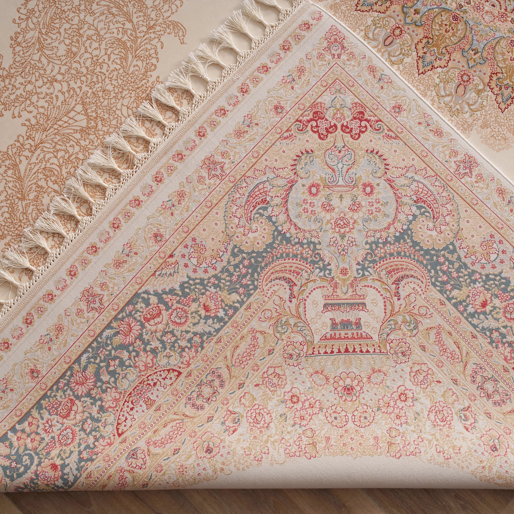 A New Era in Luxury Rugs Pure Silk & Vintage Touch - Bella Rugs