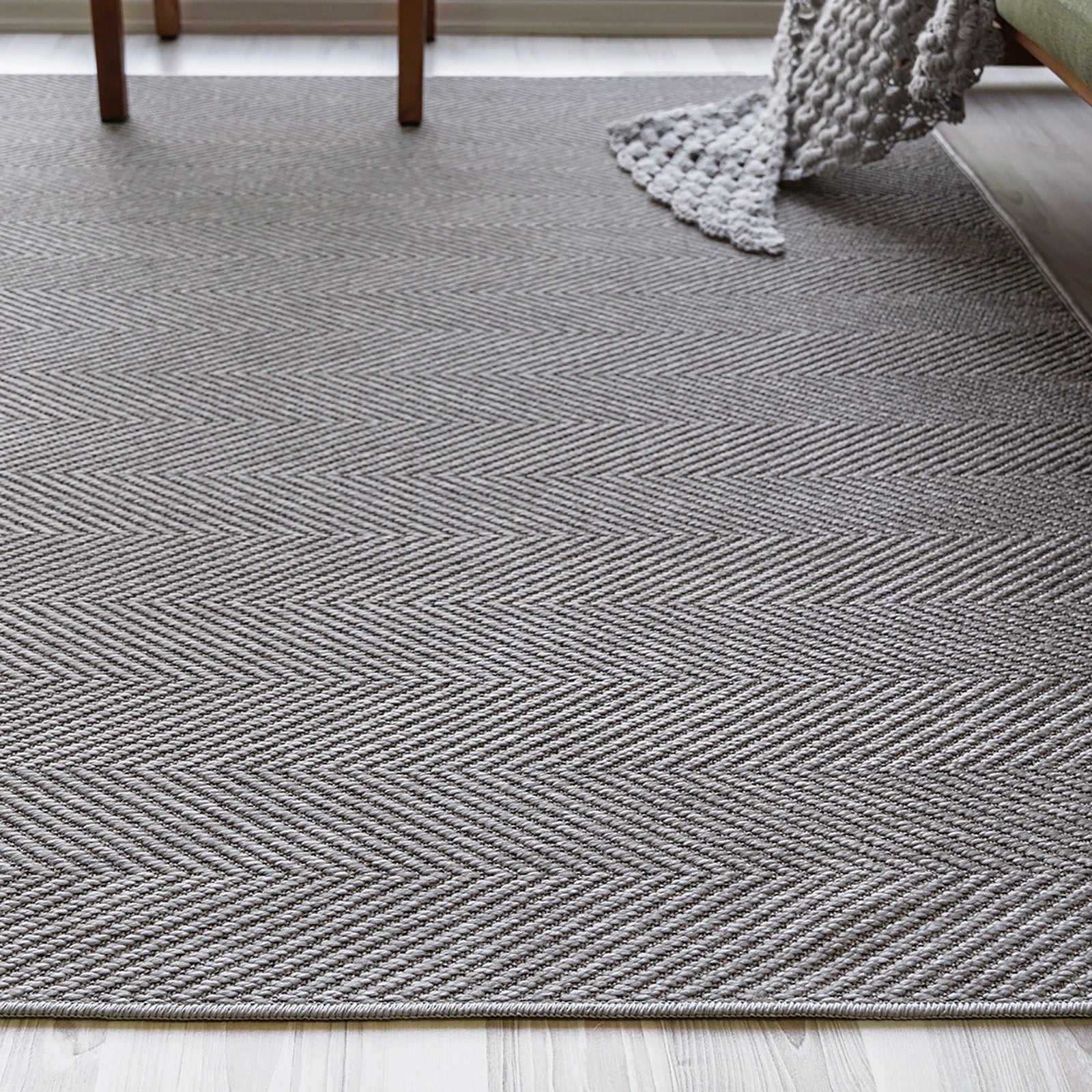 Storm Herringbone Woven Jute Rug