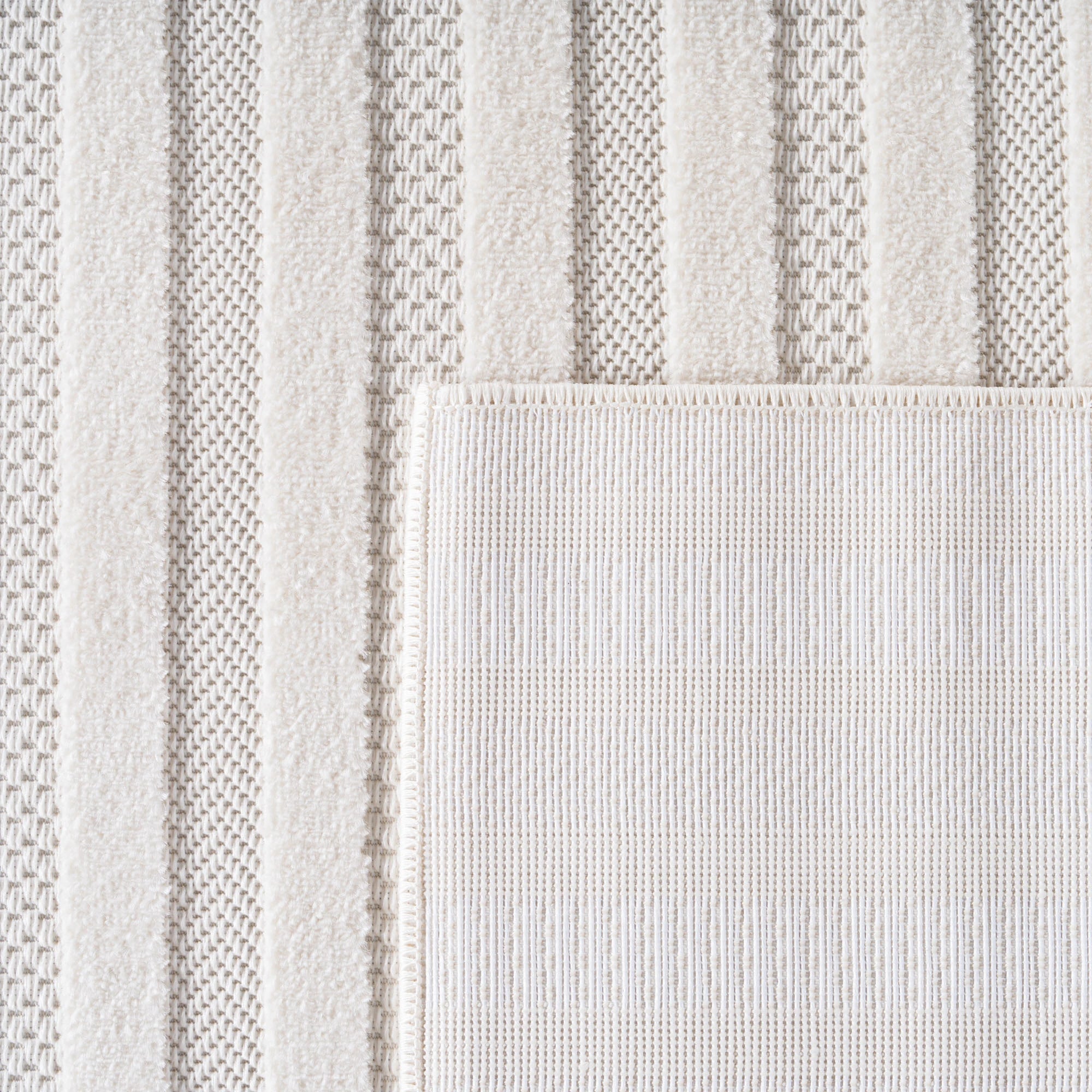 Half-Circle Radial Pattern Area Rug | Cream